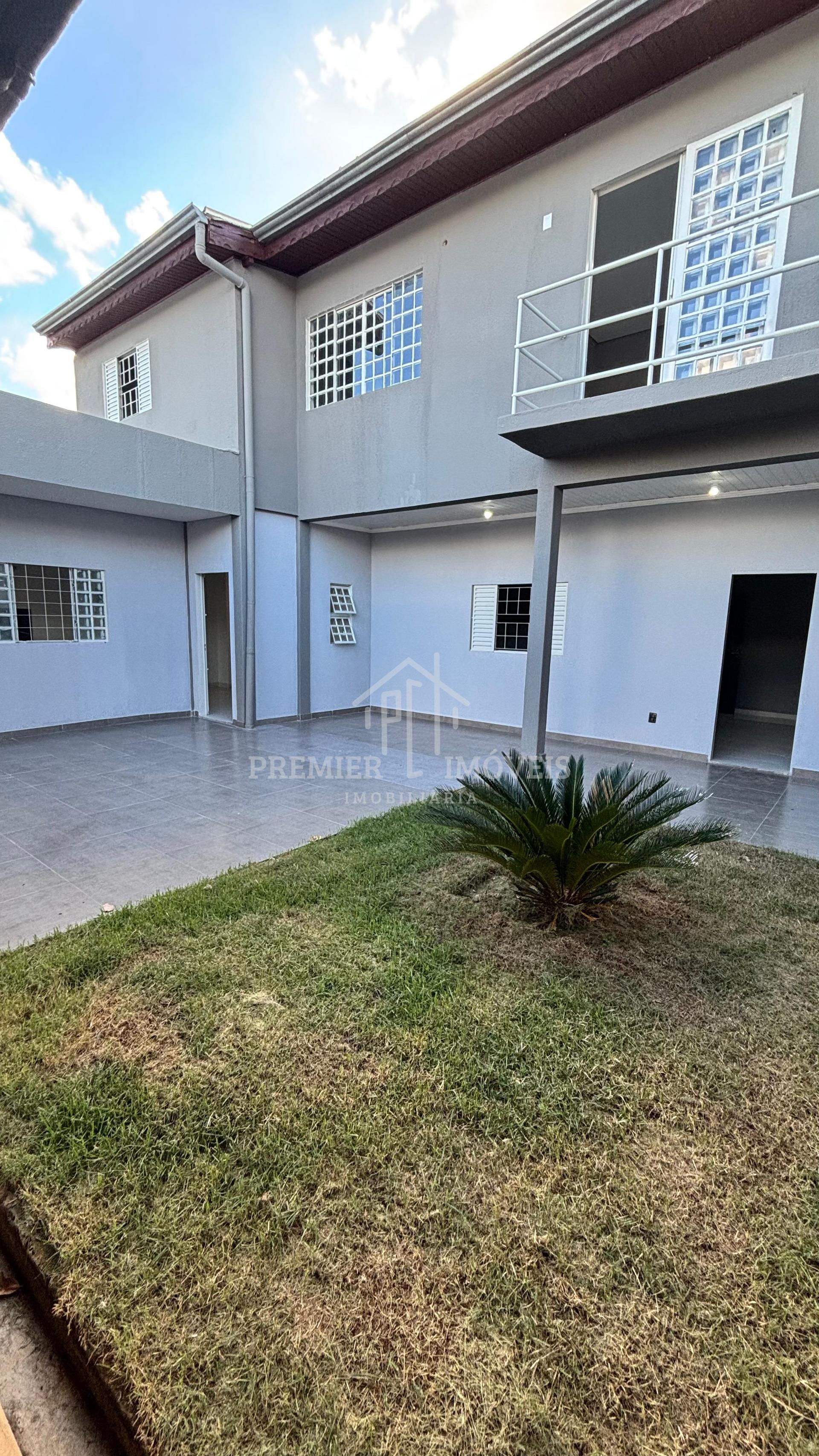 Casa sobrado a venda no Bairro Nossa Senhora Aparecida com 3 suítes