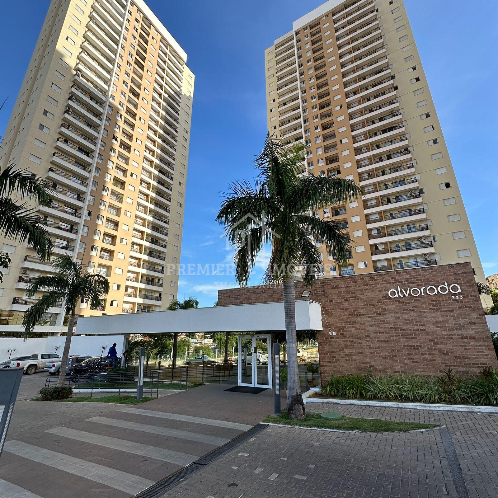 Apartamento no Edifício Alvorada com 3 quartos sendo 1 suíte e 1 banheiro social
