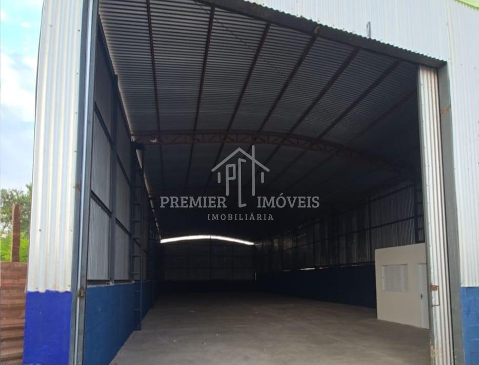 Barracão Amplo para Locação em Cuiabá  500 m² Altos do Coxipó