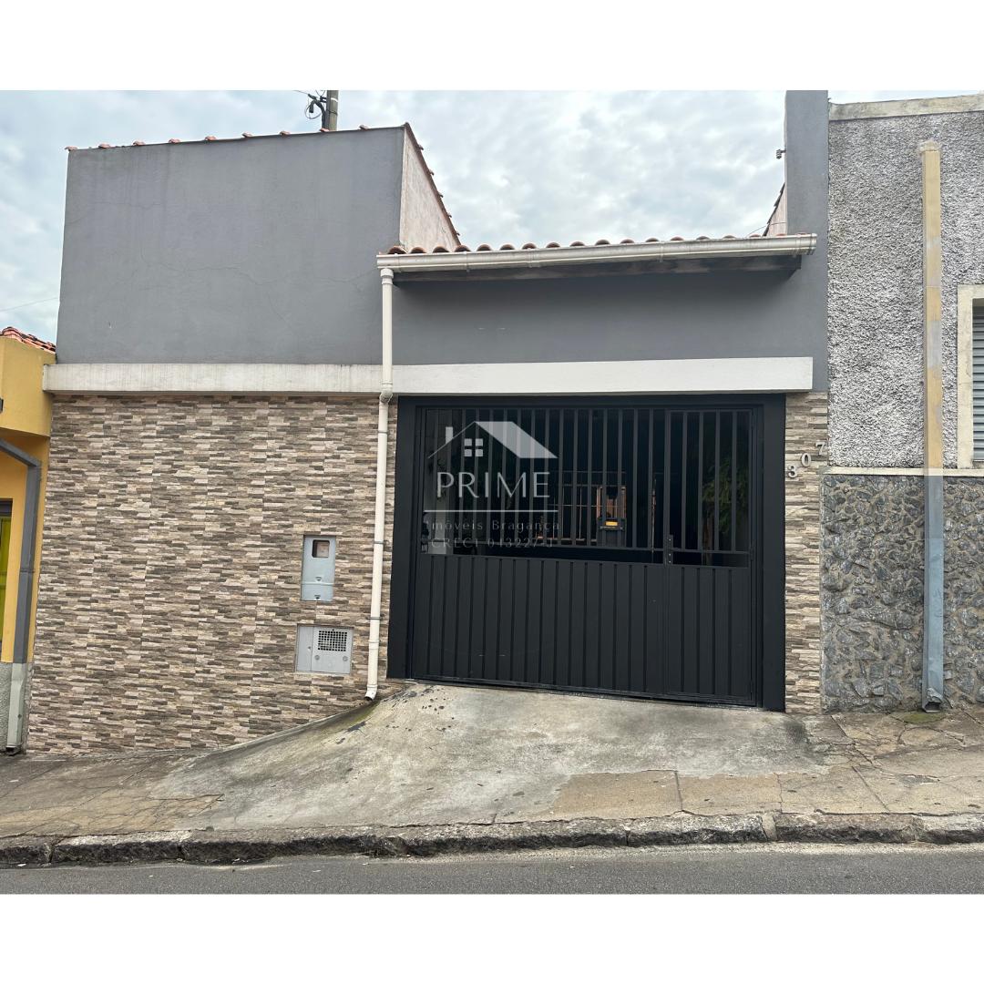 Casa à venda no centro de Bragança Paulista 