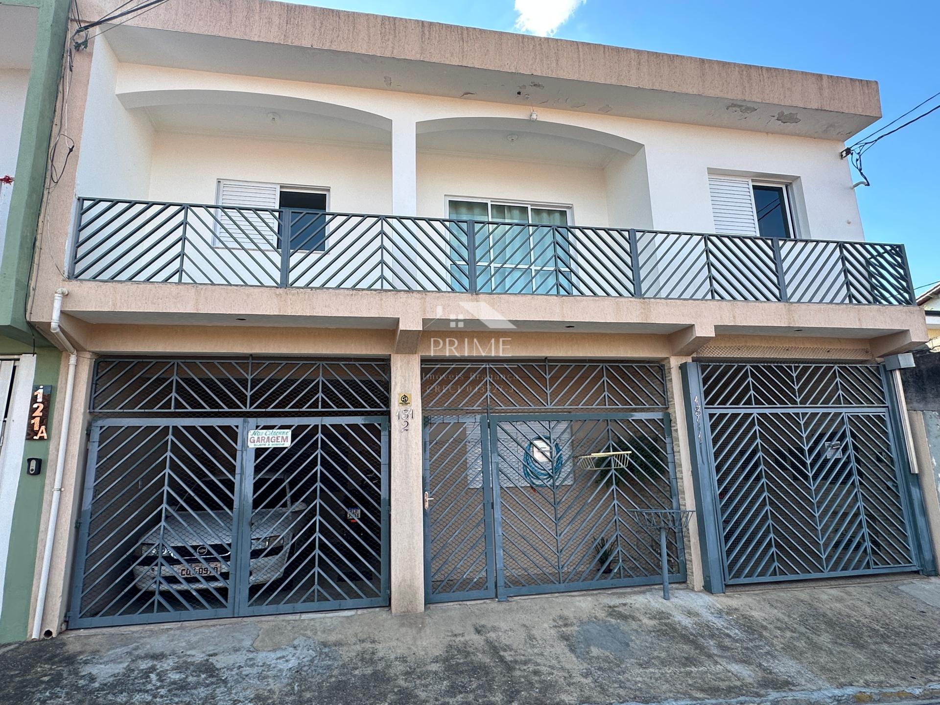 Casa à venda com 3 residências no mesmo terreno - 296m  constr...