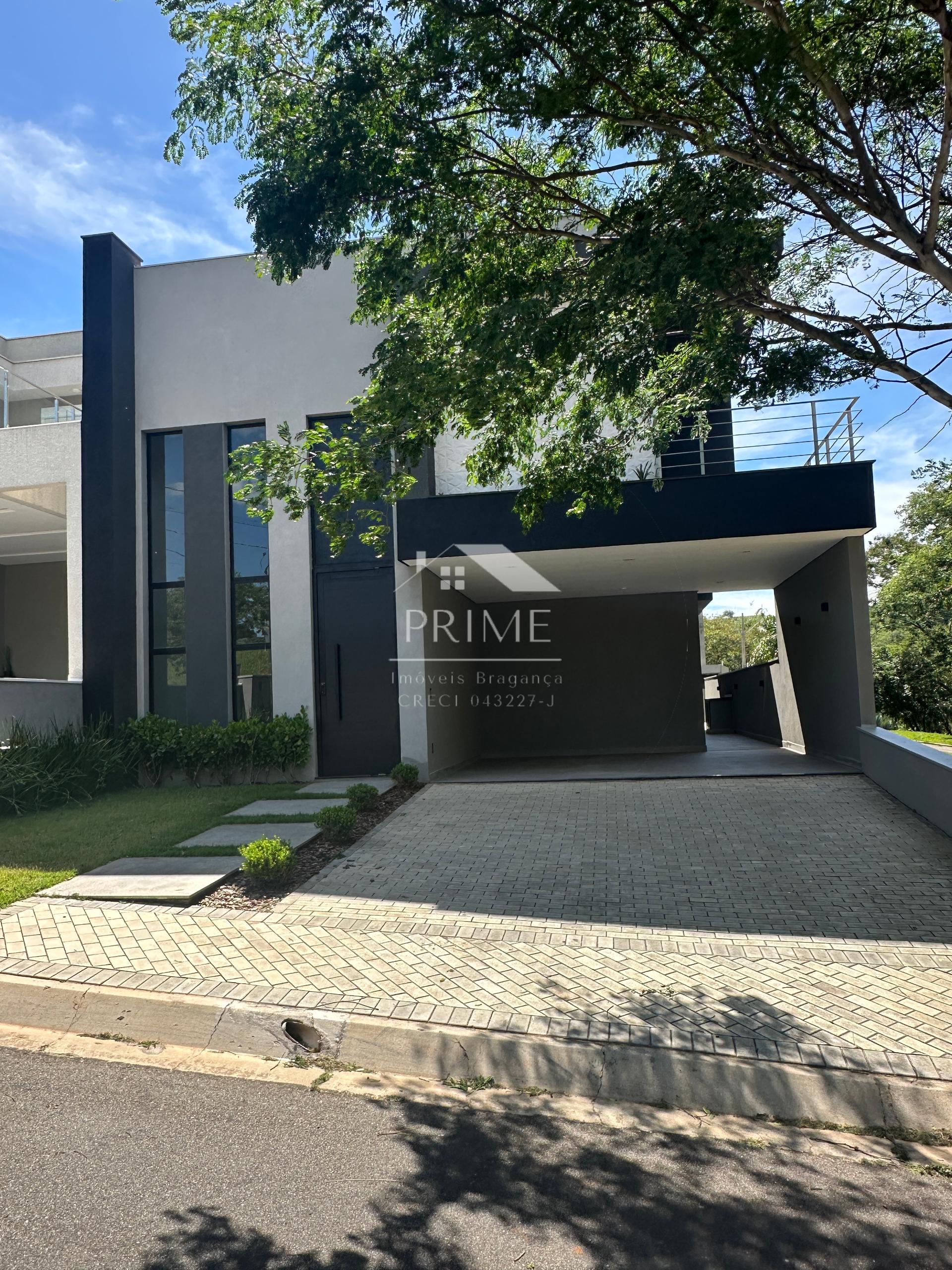 Casa para Venda ou Locação no San Vitale - 4 Suítes, Piscina e...