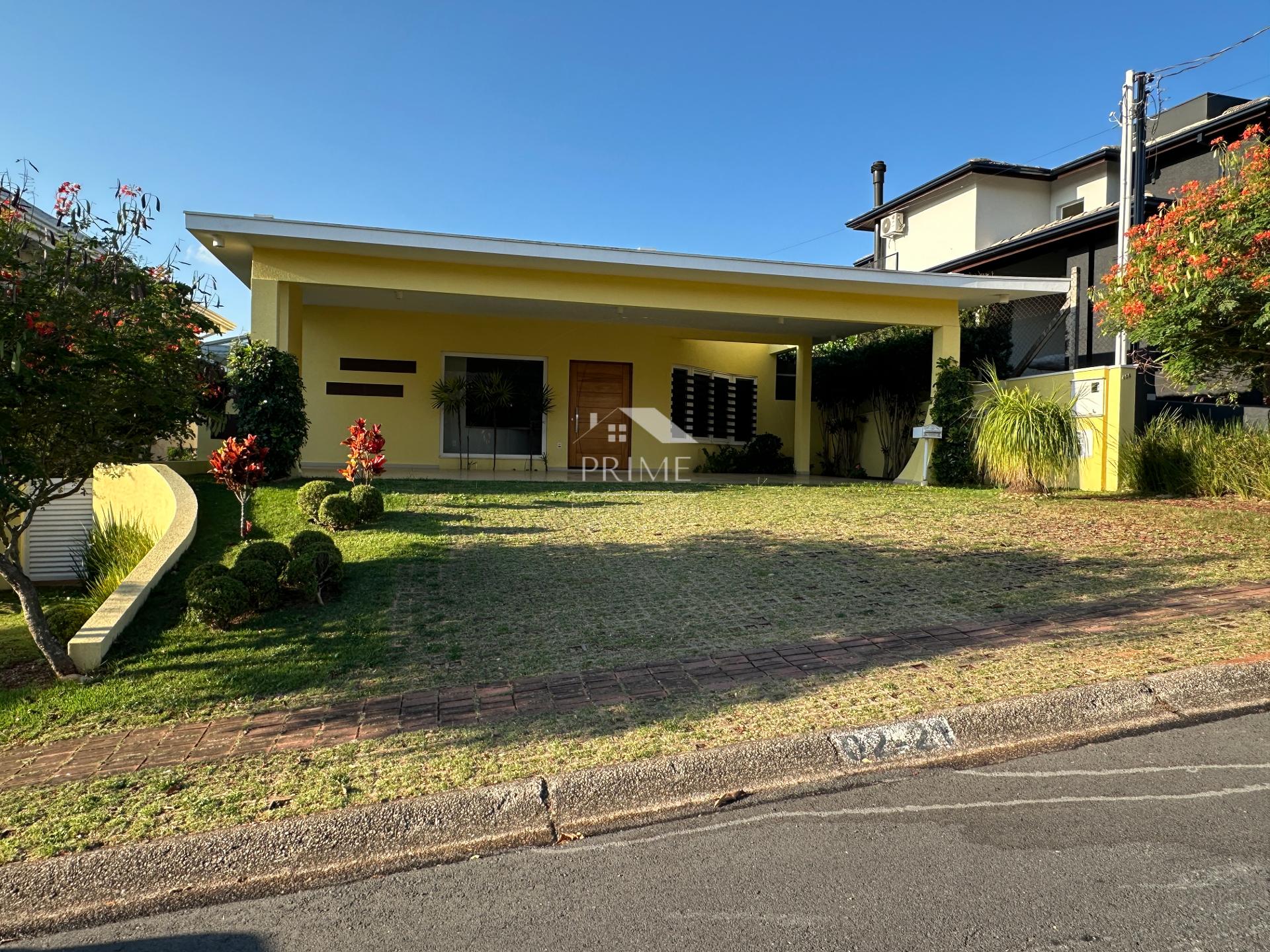 Casa Térrea à Venda no Campos do Conde com 3 Suítes e Espaço G...