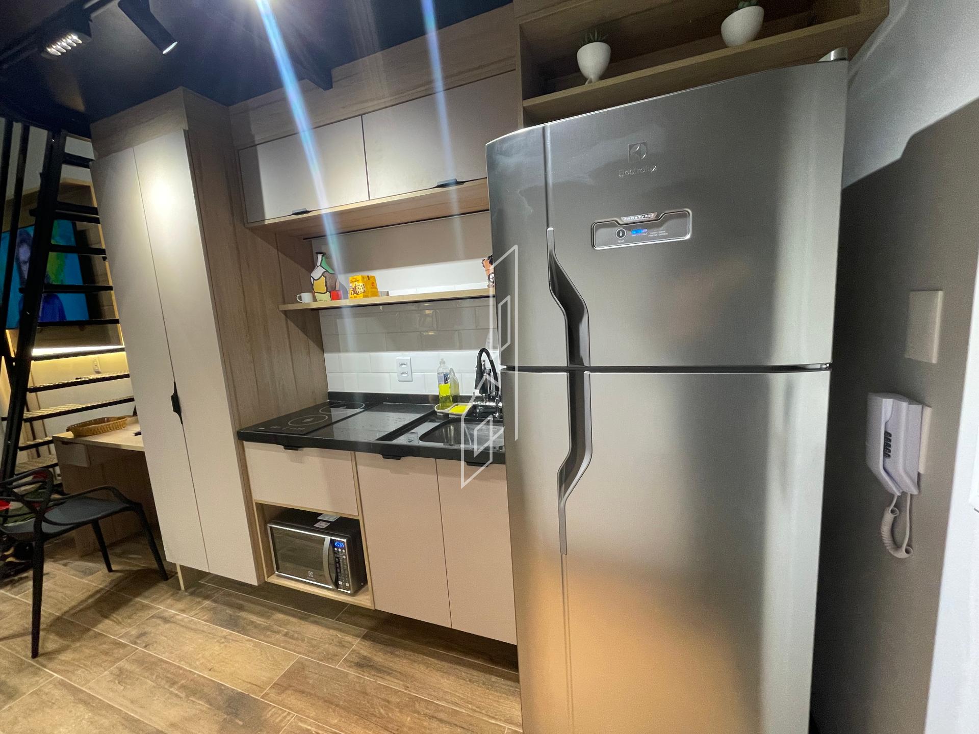Loft com pé direito alto e mezanino, Jardim das Acacias, SAO P...