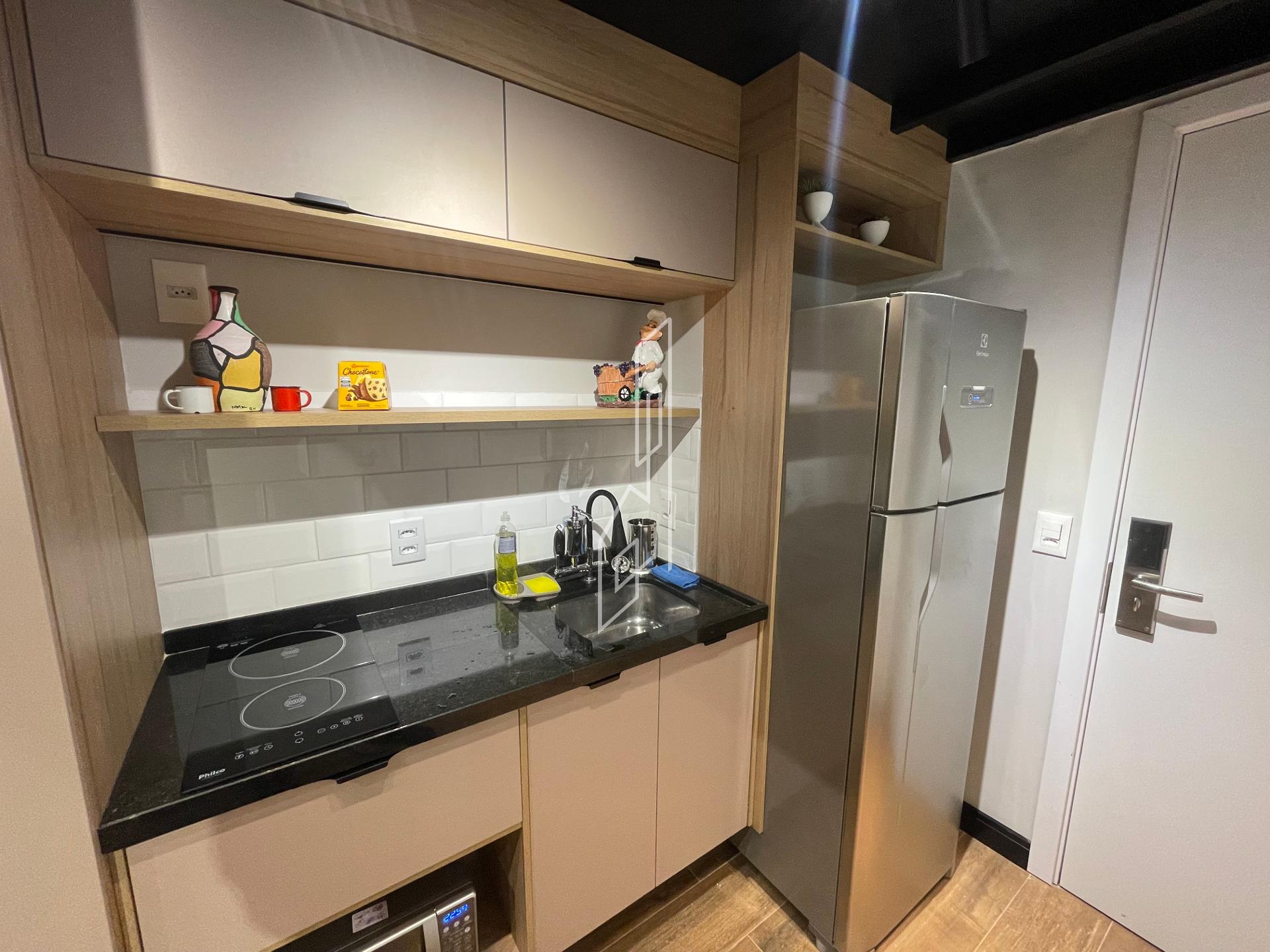 Loft com pé direito alto e mezanino, Jardim das Acacias, SAO P...