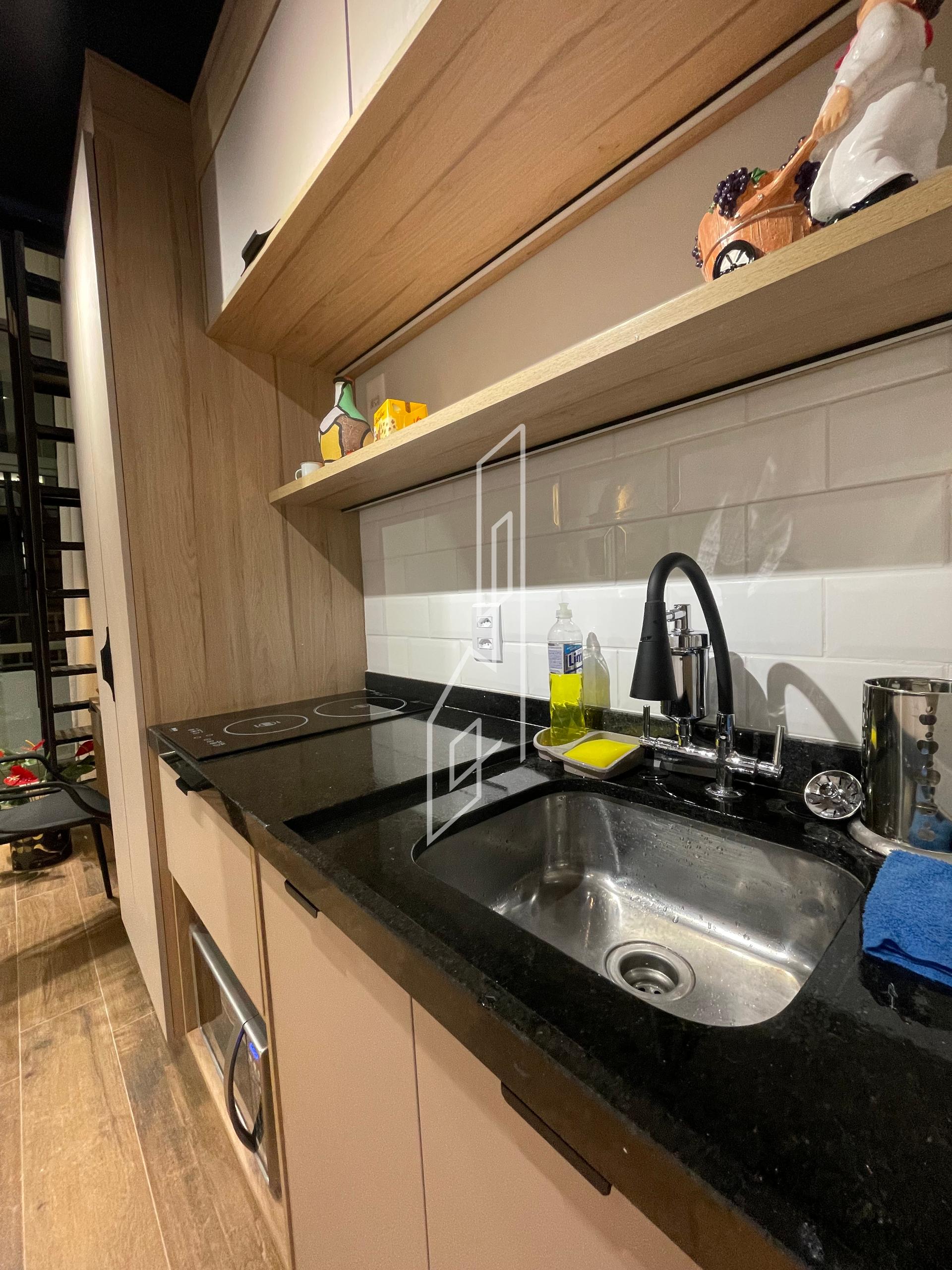 Loft com pé direito alto e mezanino, Jardim das Acacias, SAO P...