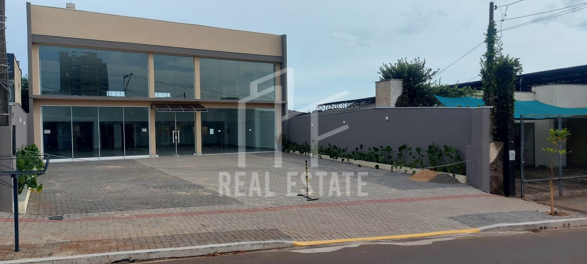 Amplo imóvel comercial, recém construído no Centro de Londrina...