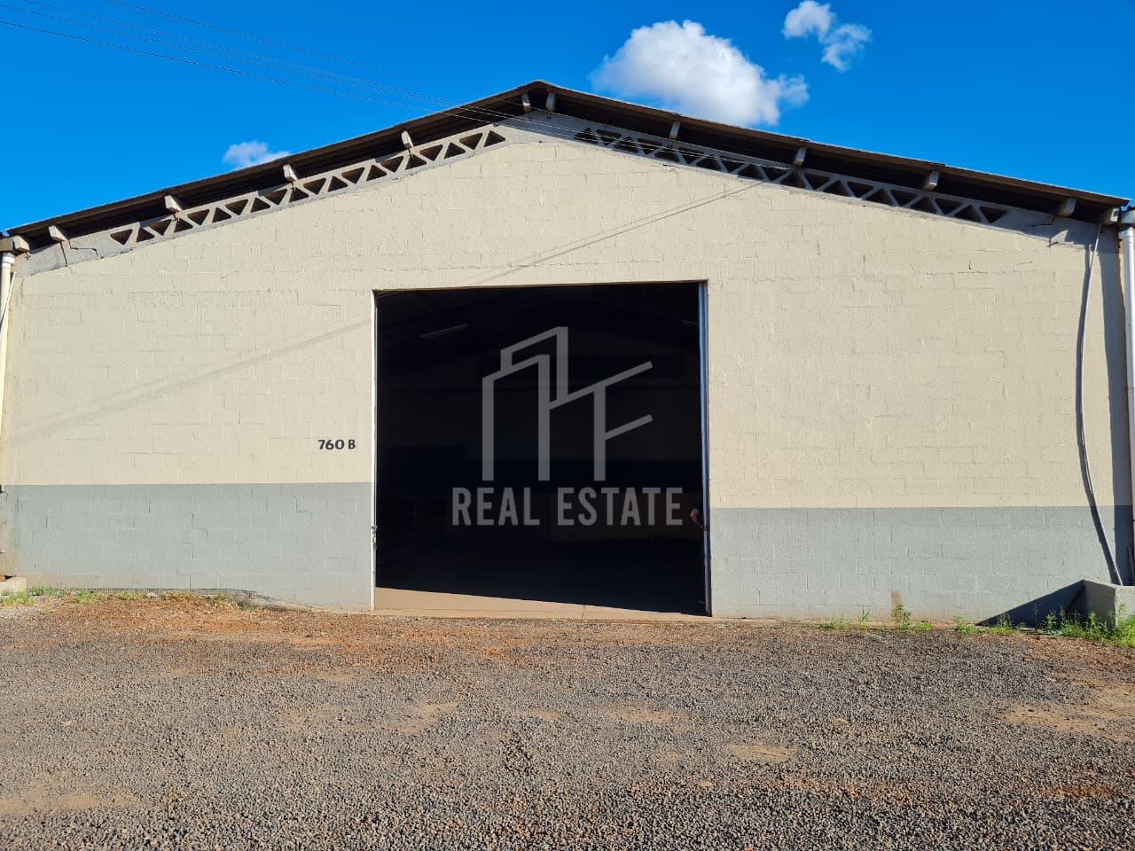 Barrac?o 250m2 para Loca??o na Rua Jos? Carlos Mufatto, Camb?