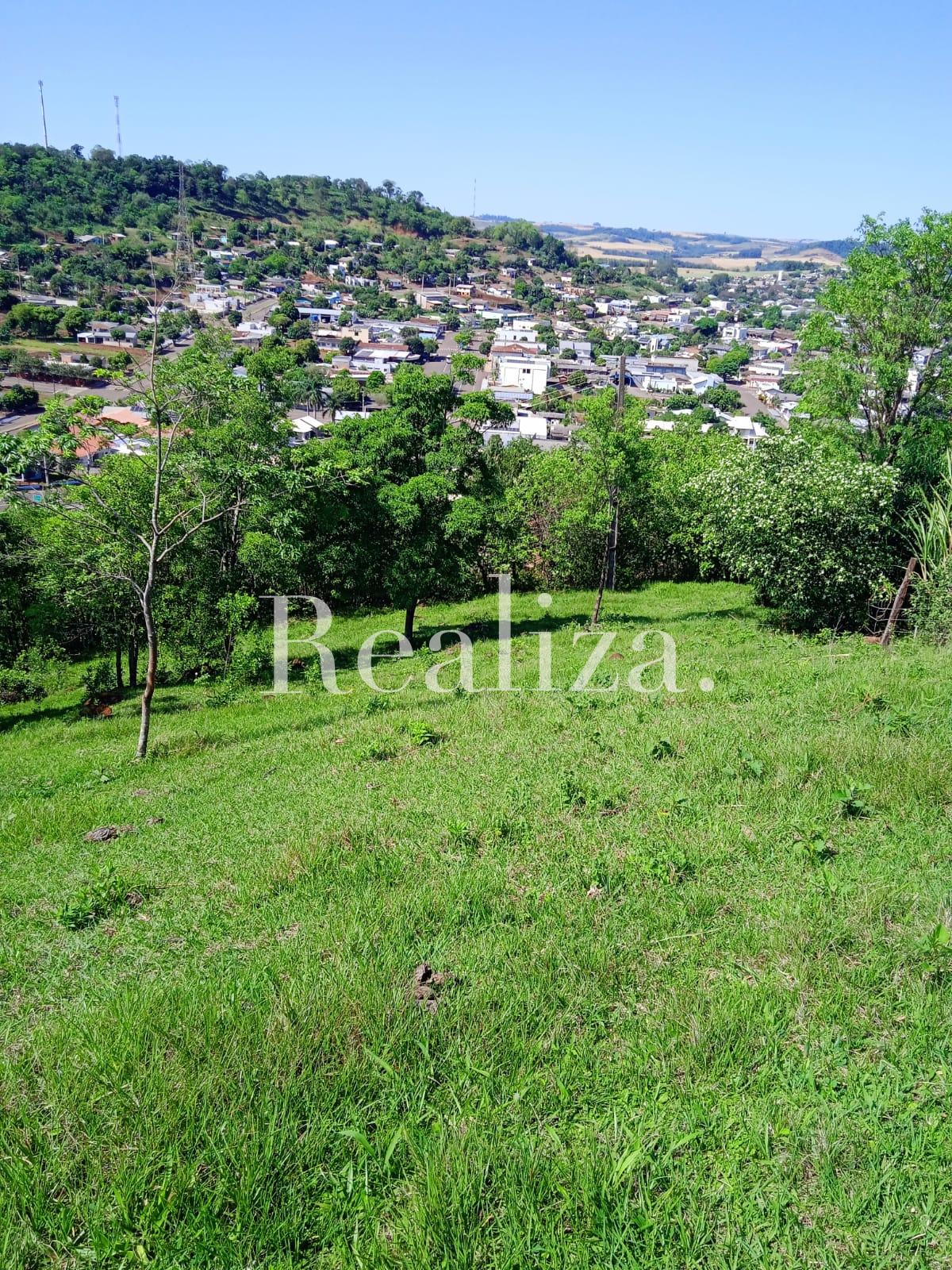 Chácara à venda com área de 35 MIL m2, PRÓXIMA DA CIDADE, PERO...