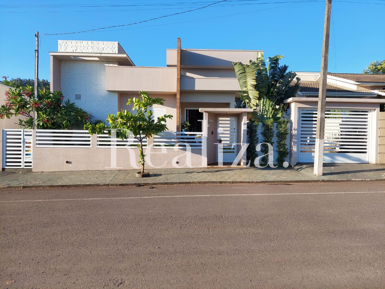 CASA A VENDA, ALTO PADRÃO COM PISCINA CENTRO, PEROLA D OESTE - PR