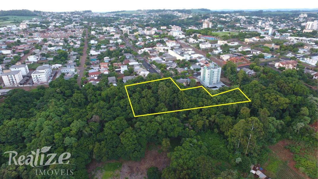 Área total de 8.837,46m²