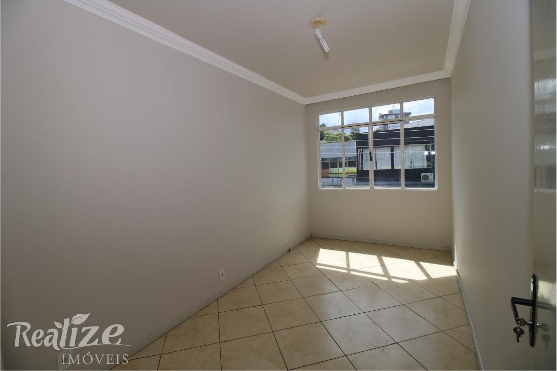 ÚNICO APARTAMENTO NO ANDAR