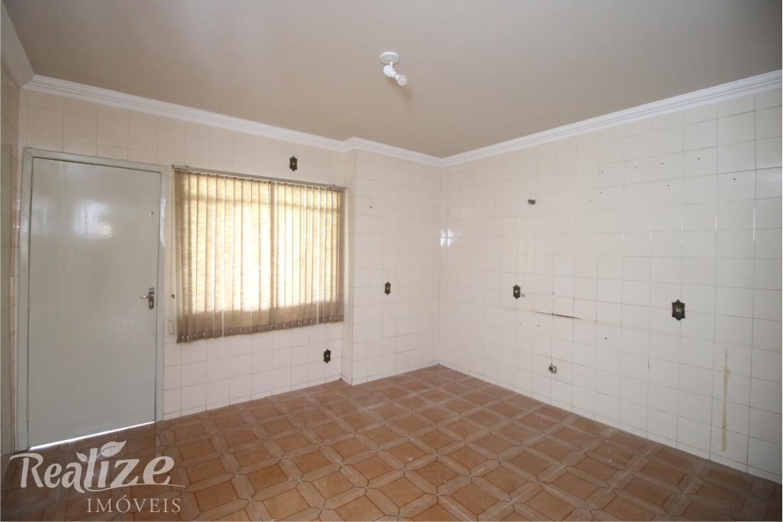 ÚNICO APARTAMENTO NO ANDAR