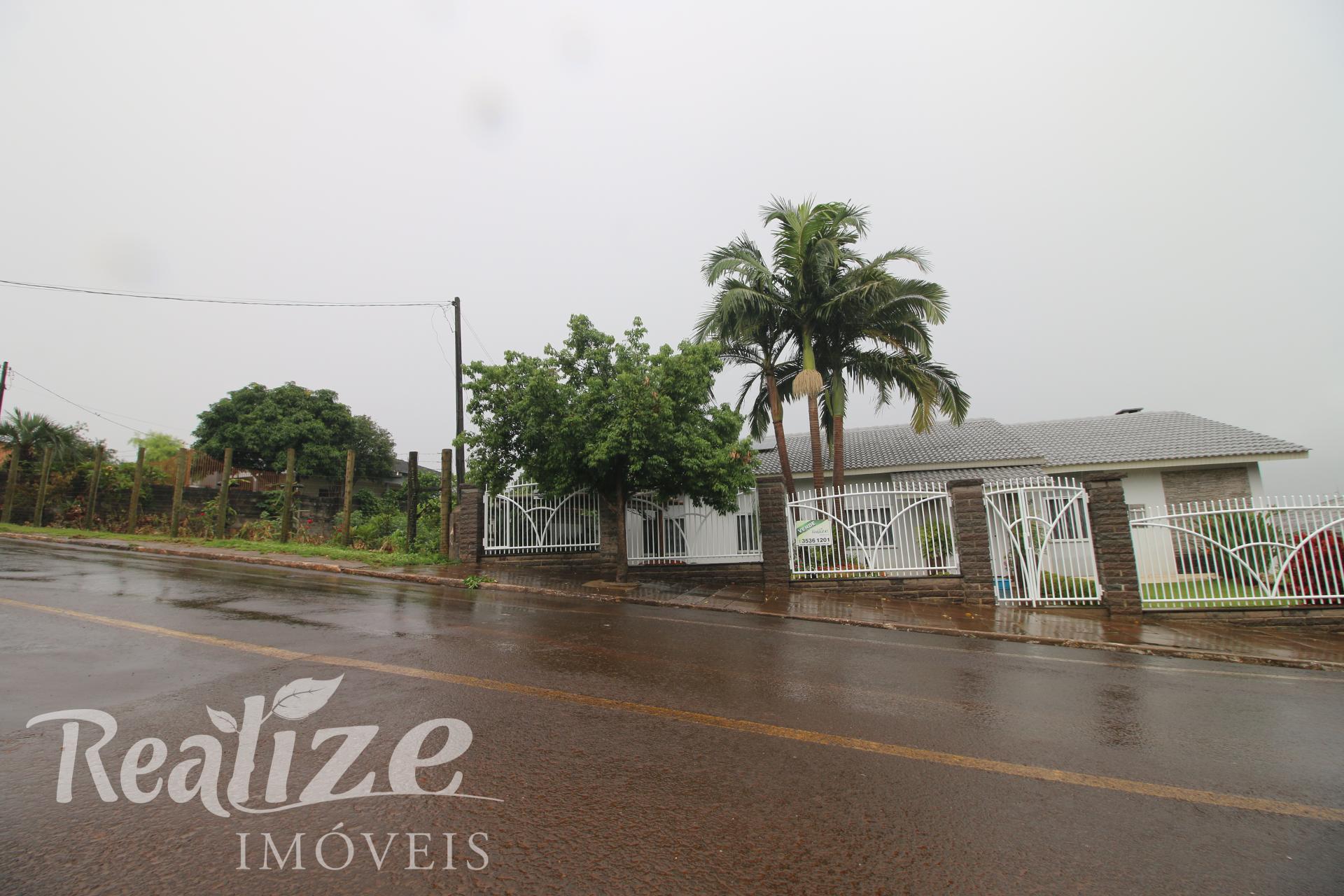 CASA com LOTE 1.620m²