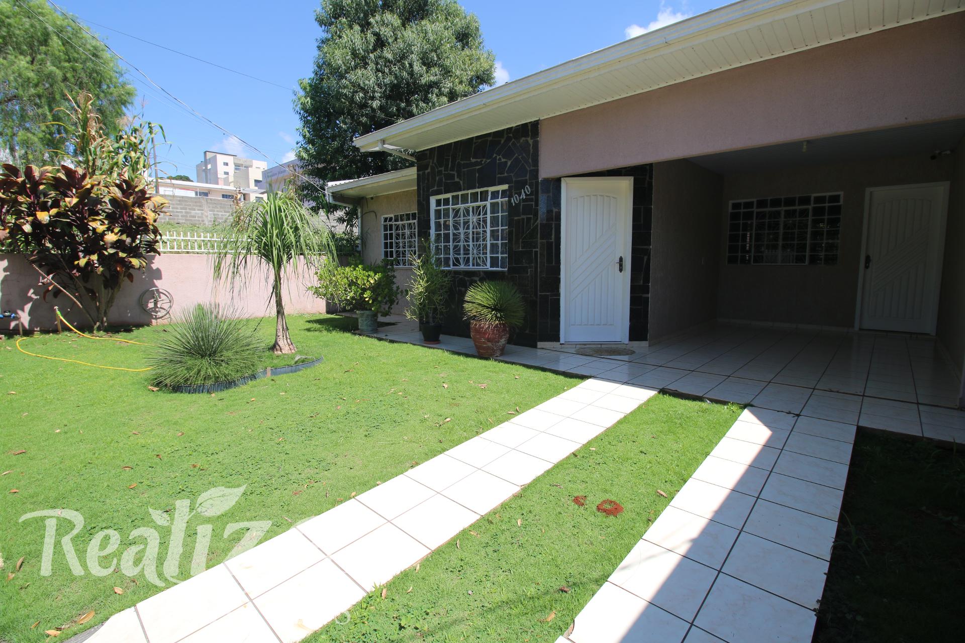 CASA MOBILIADA COM PISCINA AQUECIDA