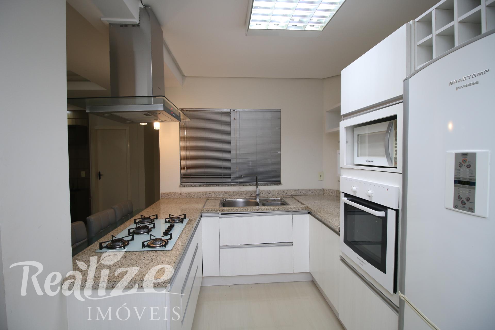 APARTAMENTO CENTRO - MOBILIADO