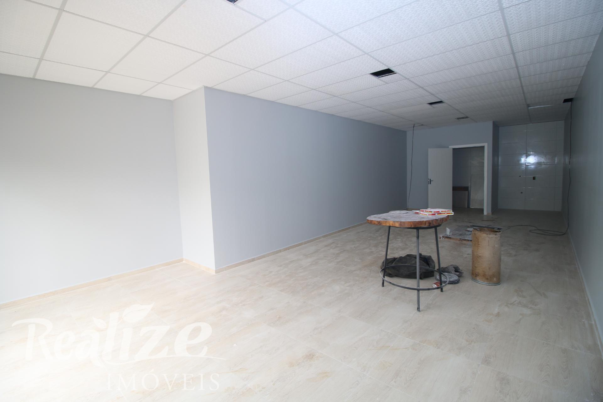 SALA COMERCIAL COM VARANDA