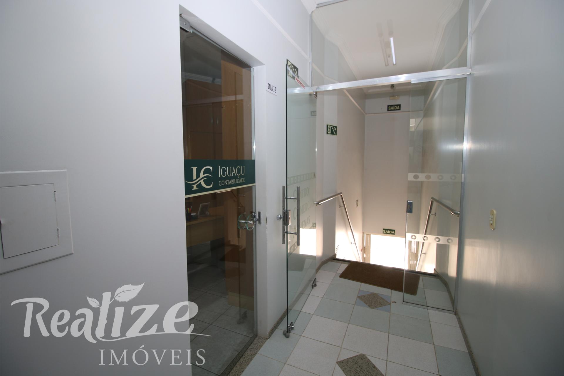 SALA COMERCIAL - FRENTE BANCO DO BRASIL