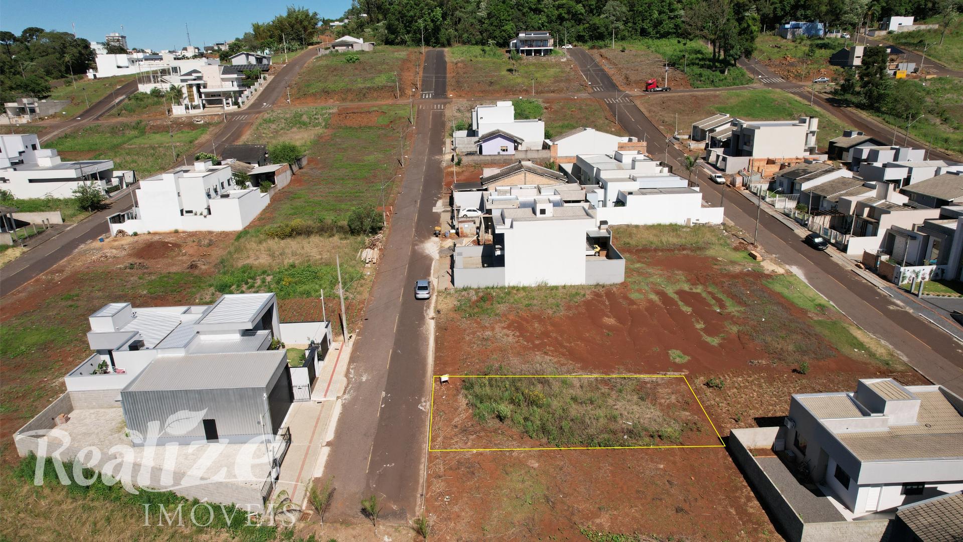 TERRENO PLANO - PRONTO PARA CONSTRUIR