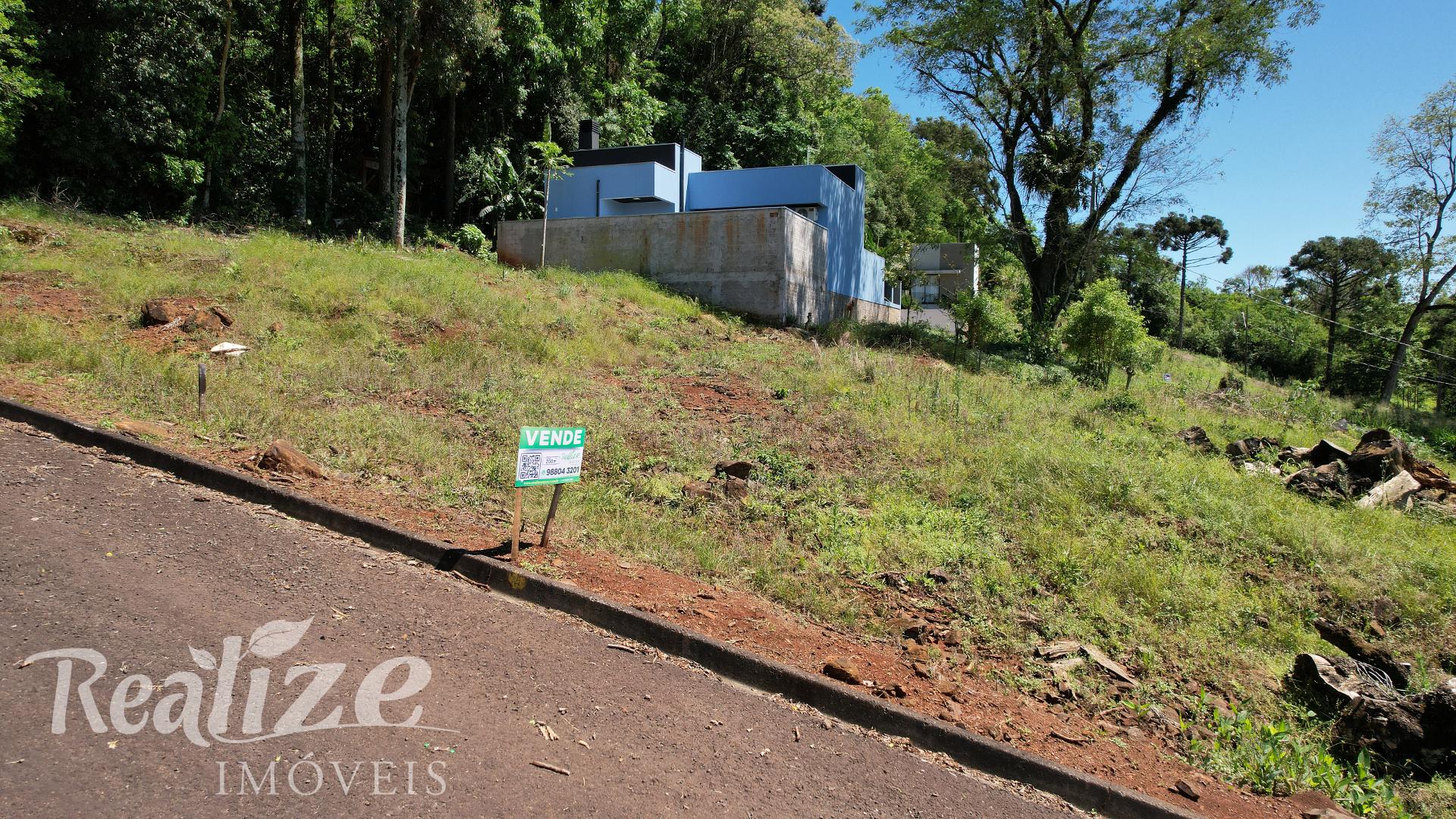 TERRENO PLANO - PRONTO PARA CONSTRUIR