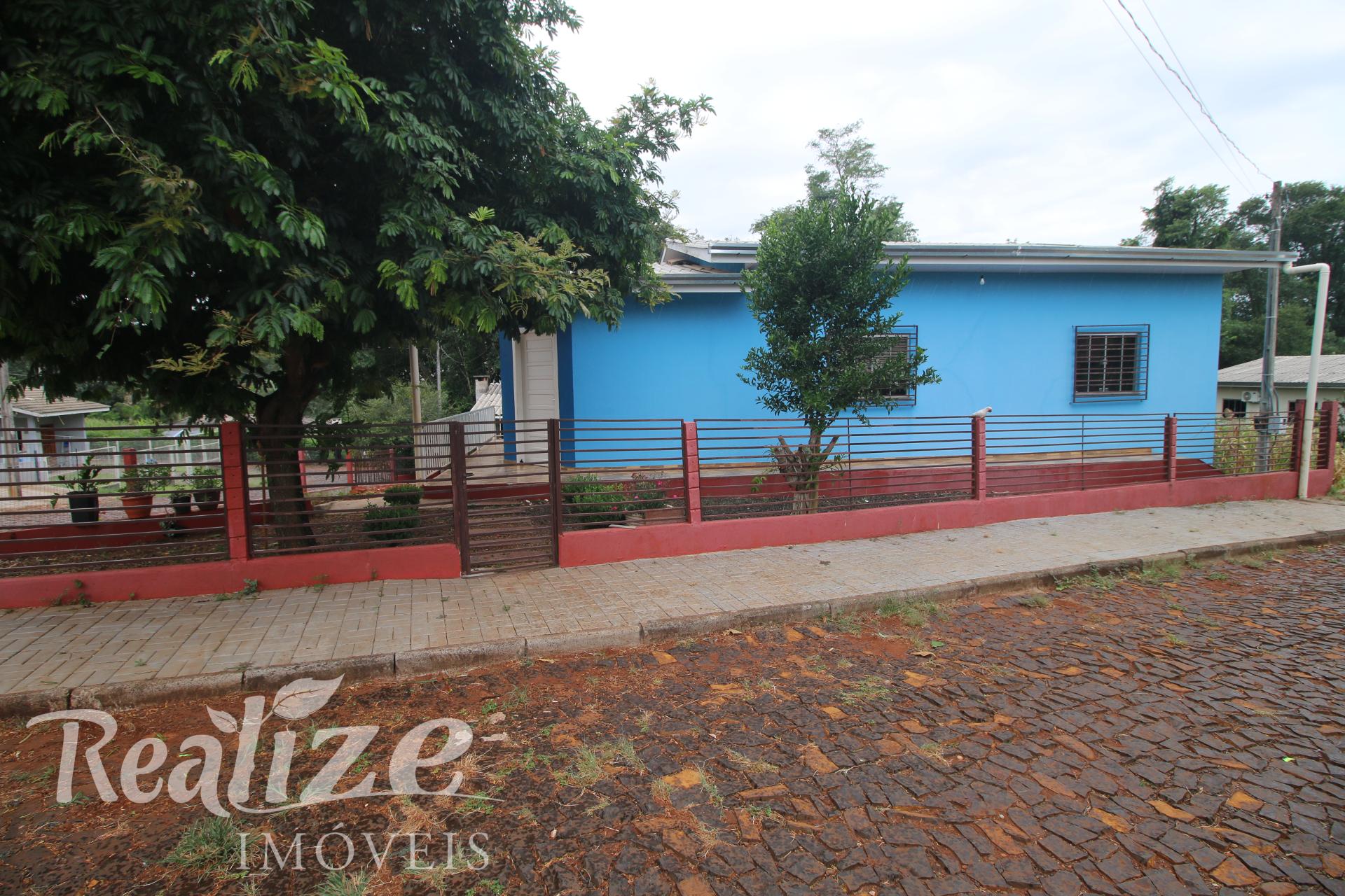 CASA DE ESQUINA COM 2 AR CONDICIONADOS E COZINHA