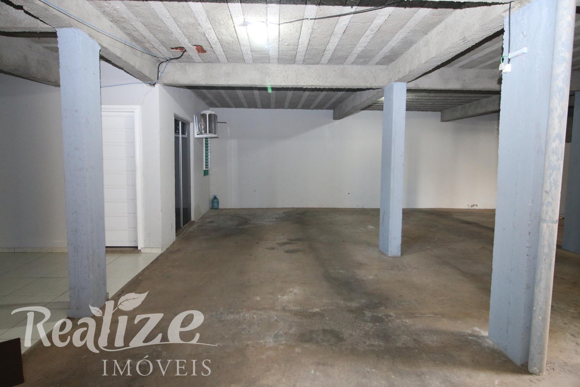 QUITINETE - POLI SAÚDE