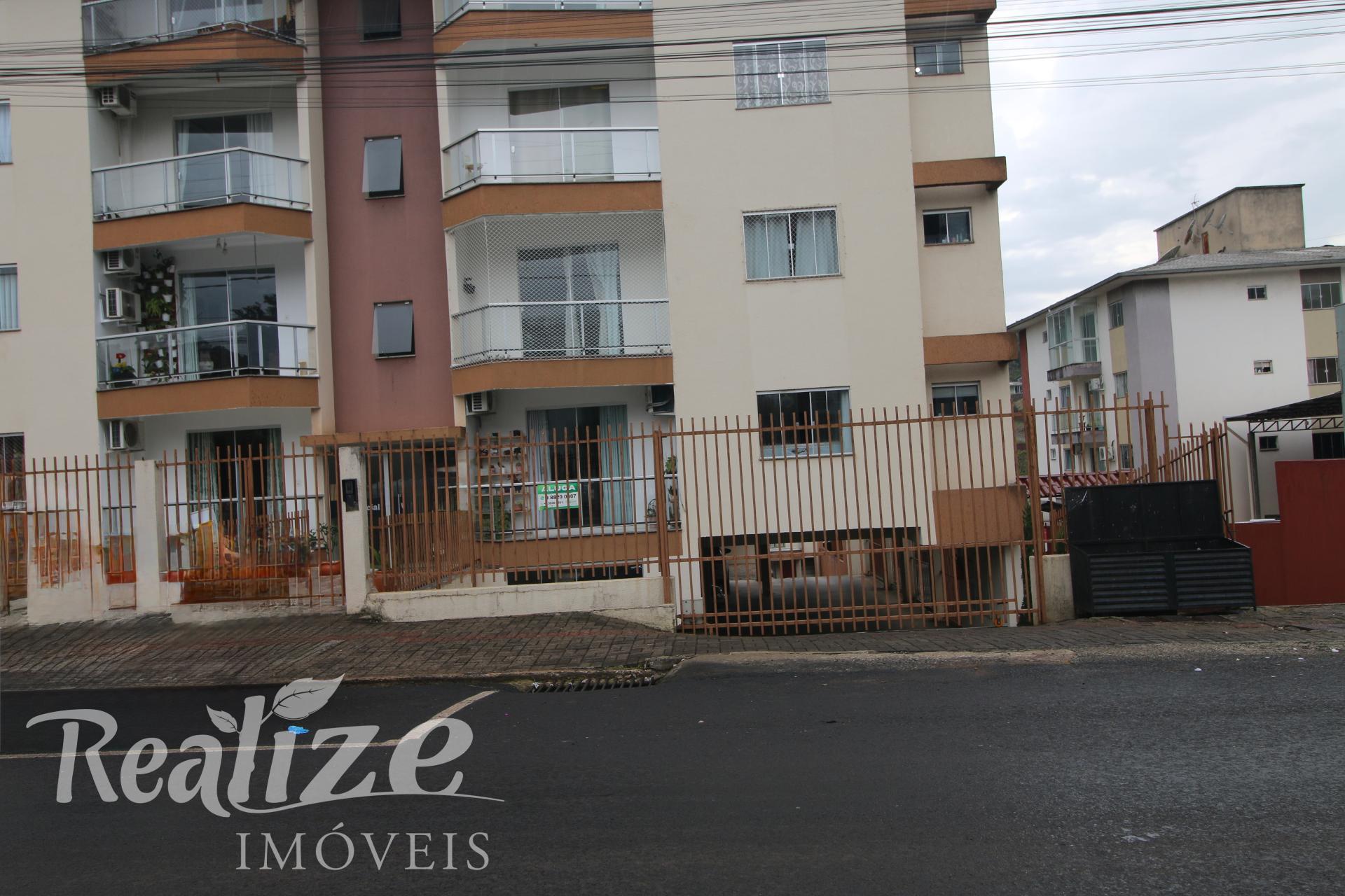 APARTAMENTO SEMI MOBILIADO