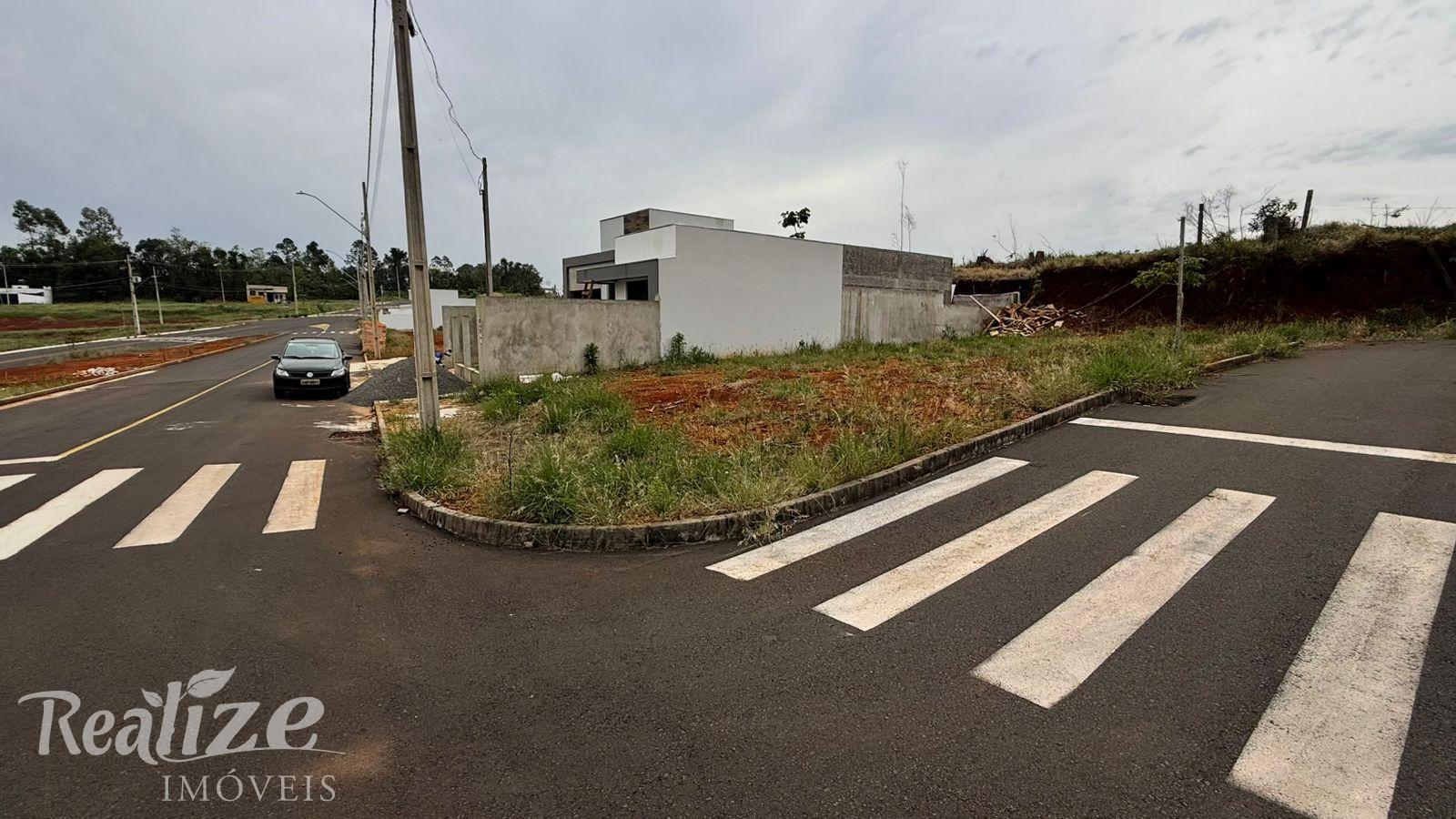 TERRENO DE ESQUINA COM VISTA PRIVILEGIADA NO GREEN PARK