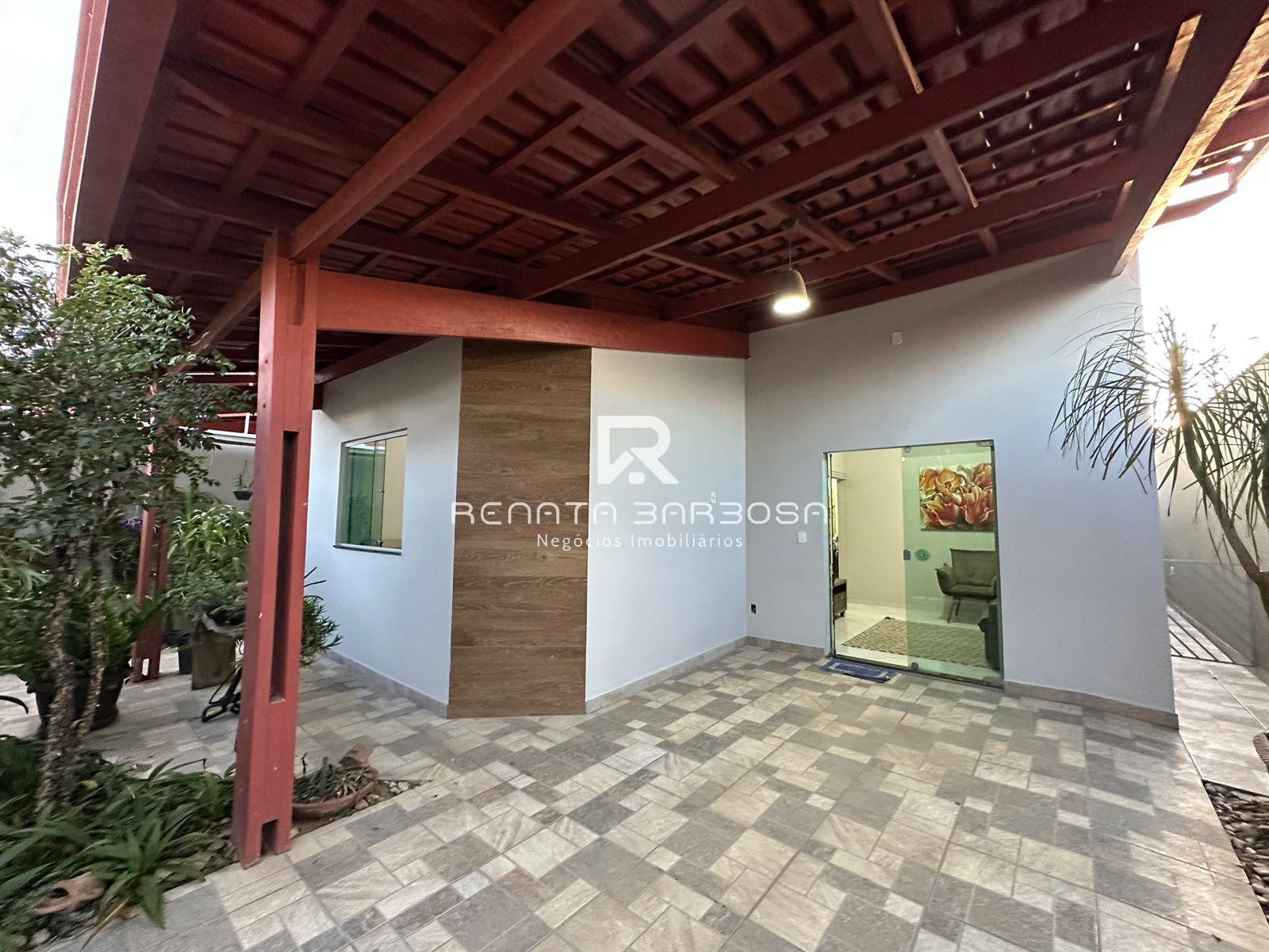 Casa para venda no bairro Eixo Sul em Teixeira de Freitas, Bahia.