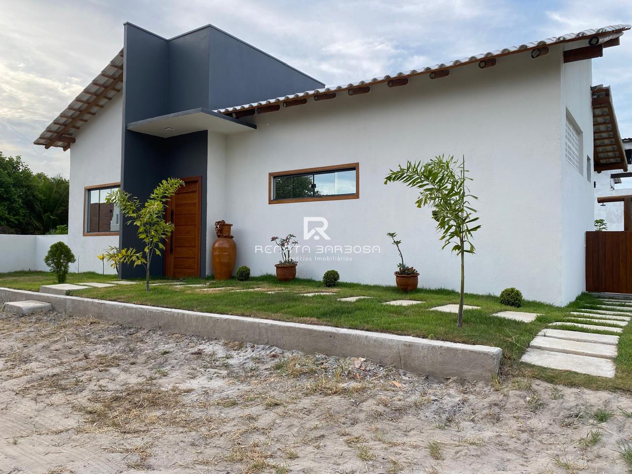 Casa para venda em Guaratiba, Prado-BA 600m da praia, com piscina