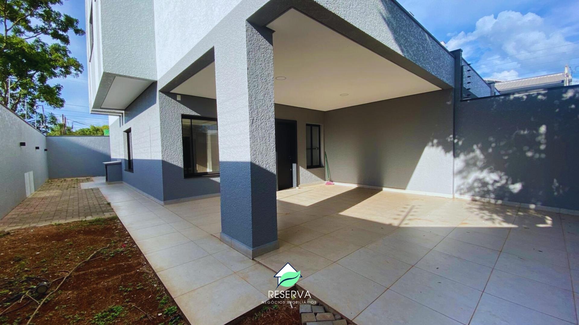 Sobrado para Locação no Jardim Lancaster. Amplo, em ótima localização.