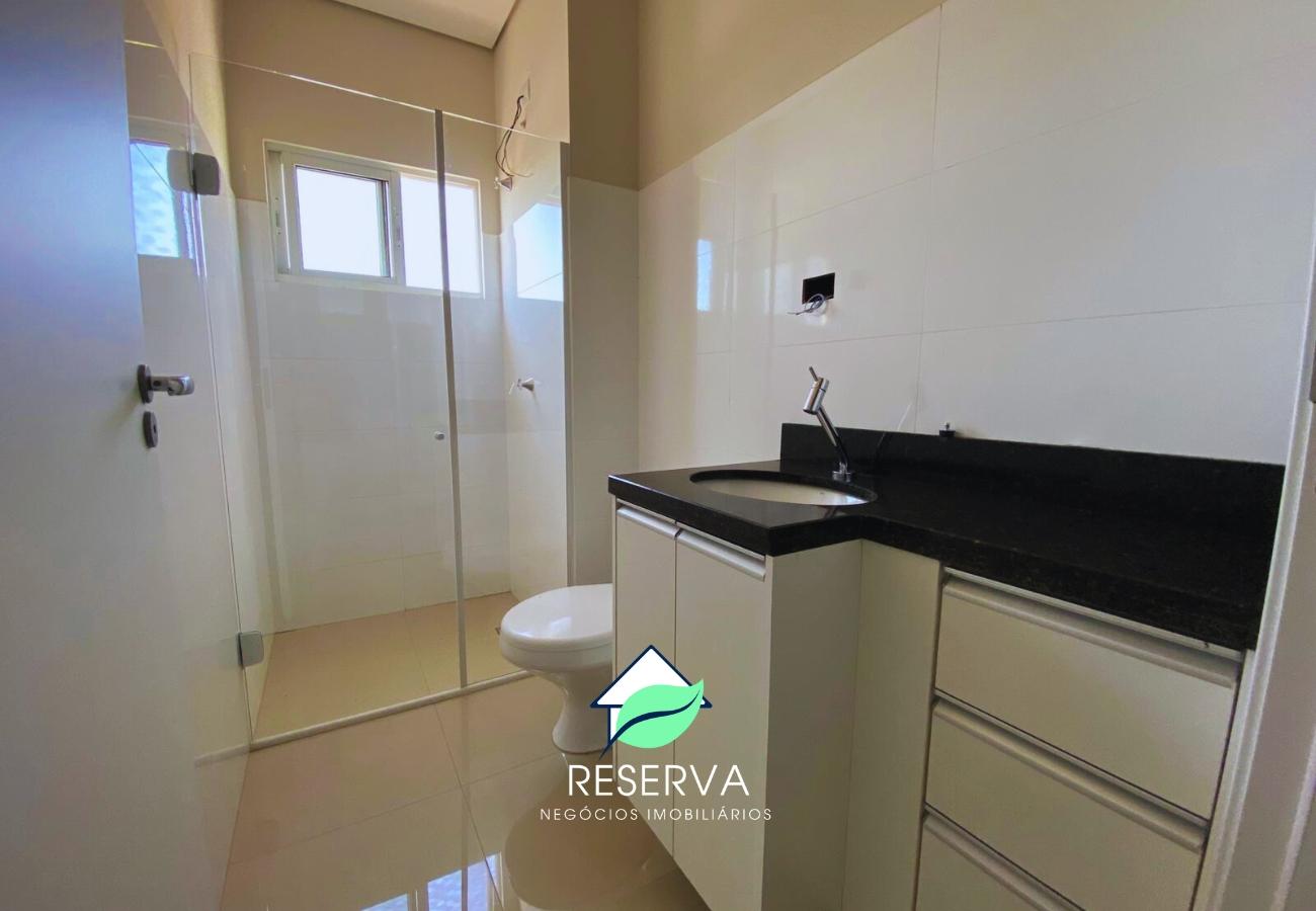 Apartamento para locação na Vila A, 2 Quartos, Sacada com Churrasqueira.