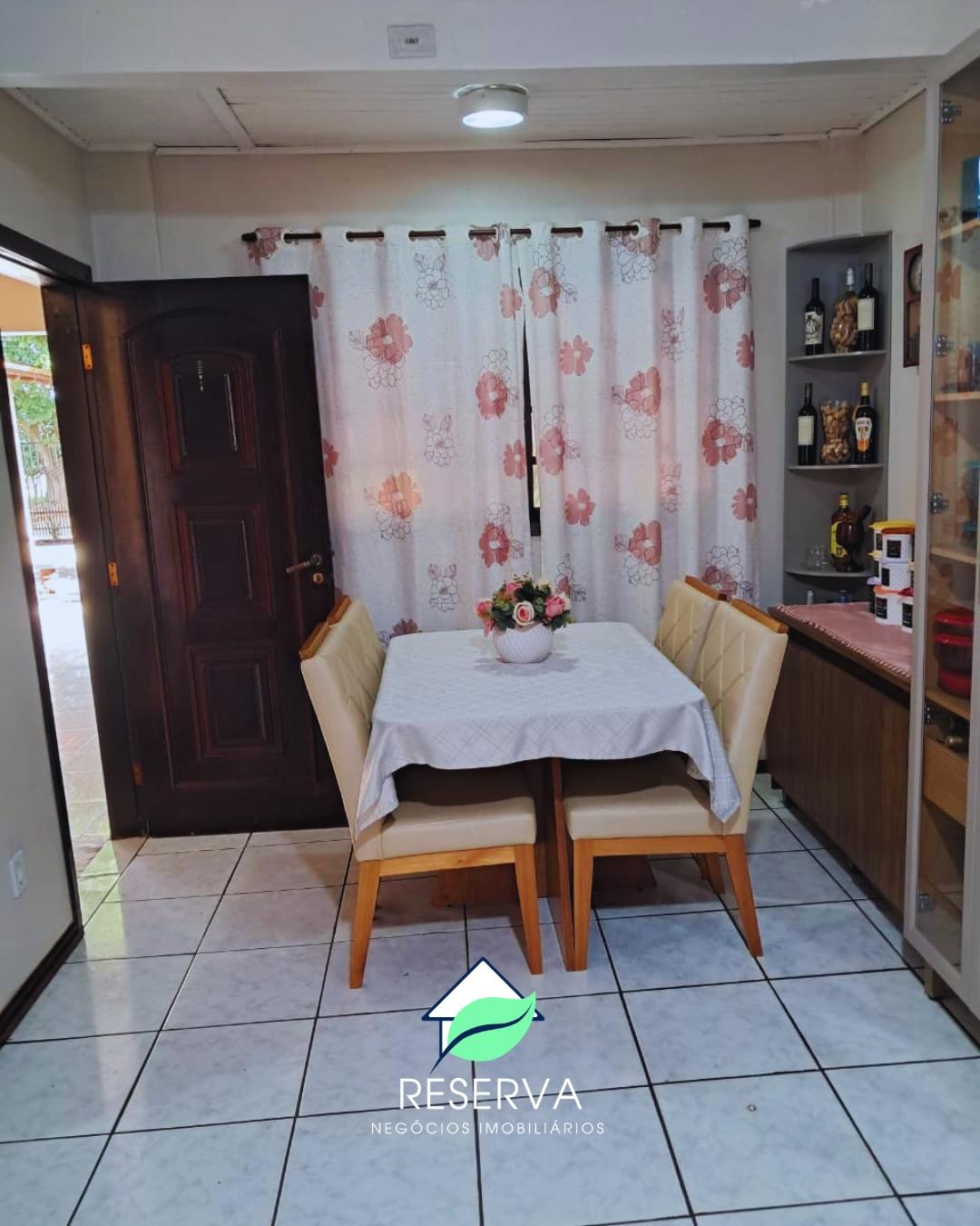 CASA  À VENDA NO JARDIM DONA FATIMA, FOZ DO IGUAÇU - PR.