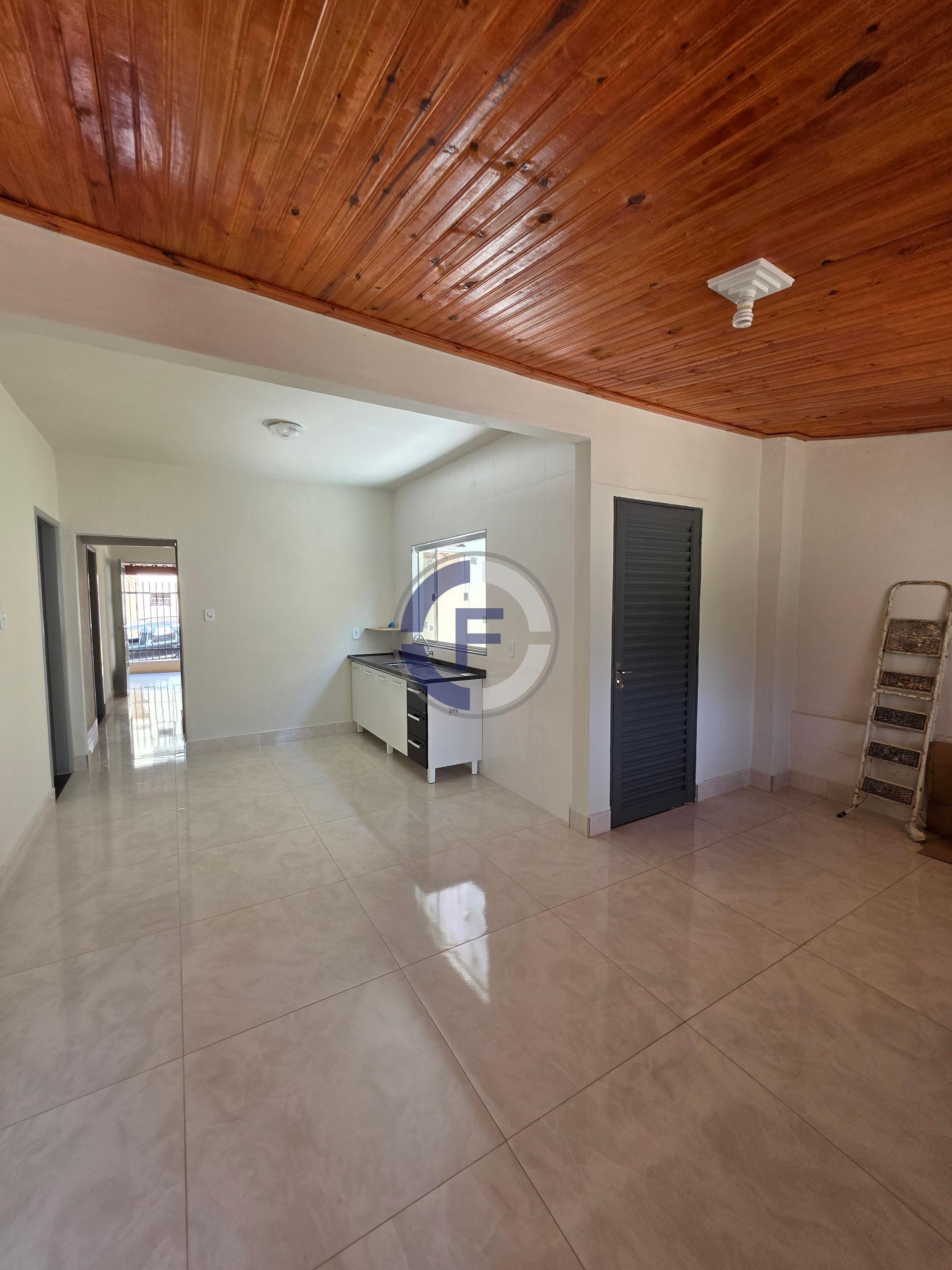 Casa com   com ótimo custo benefício em um dos bairros mais ag...