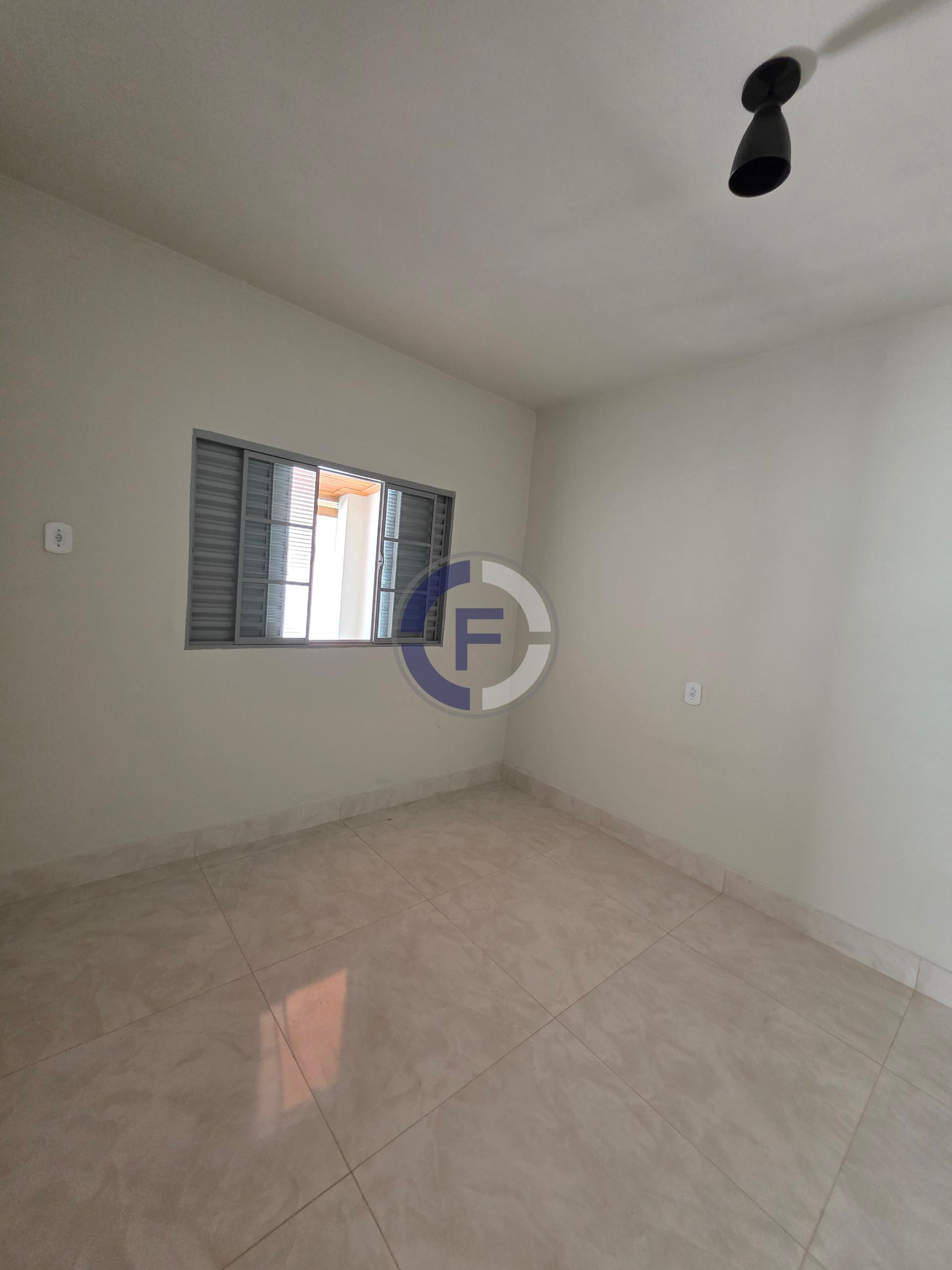 Casa com   com ótimo custo benefício em um dos bairros mais ag...