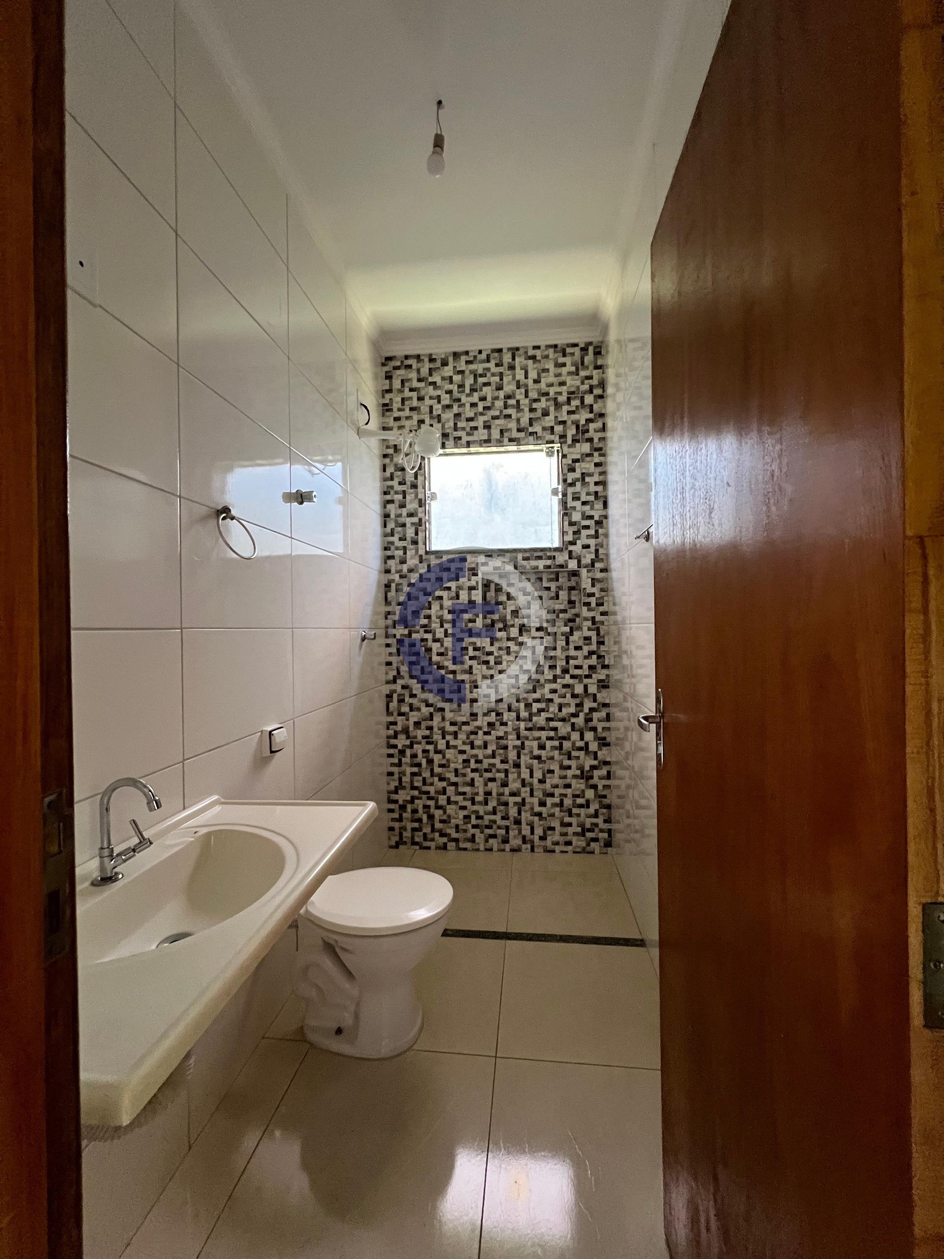 Casa Espaçosa com 2 quartos e Cozinha Americana, Pronta para M...