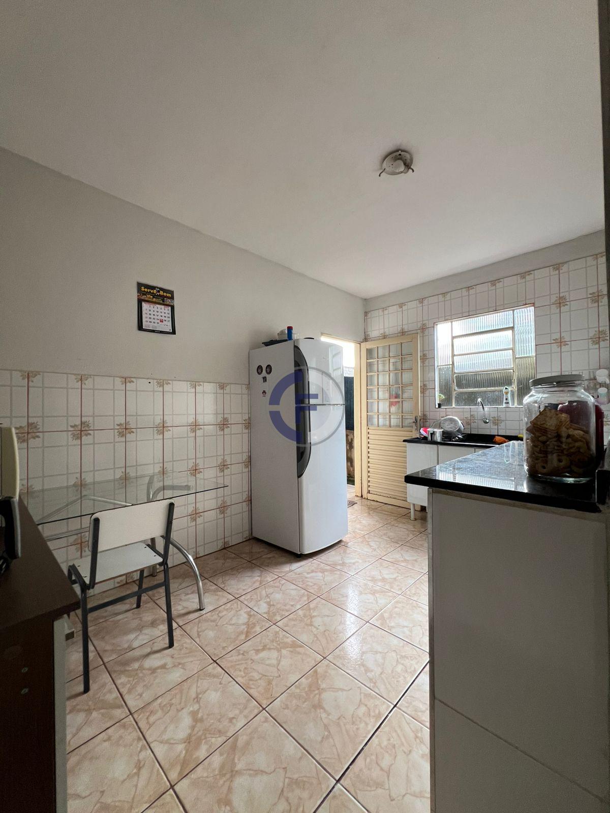 Casa, 2 quartos, 250 m² - Foto 6