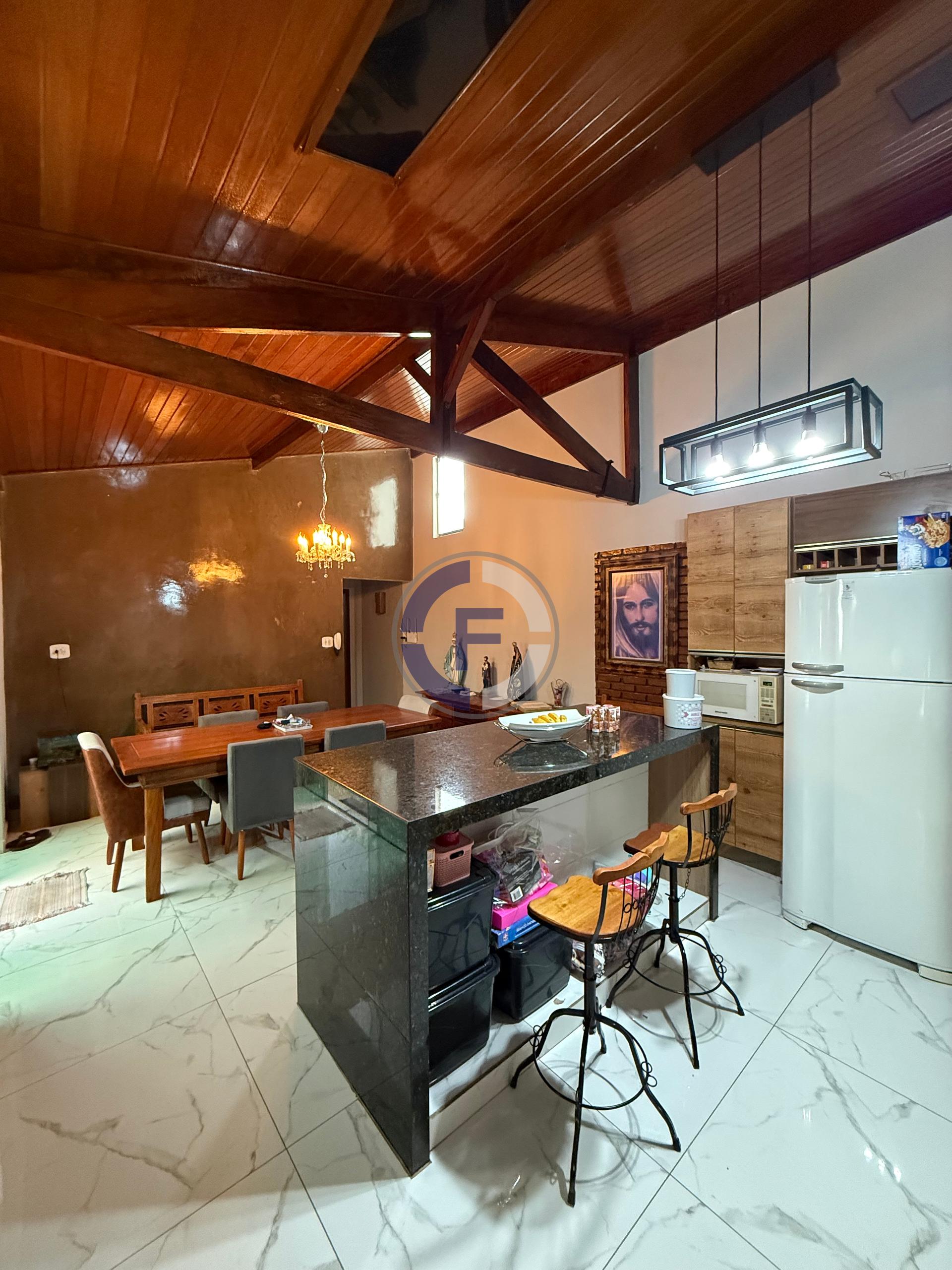 Casa com 2 dormitórios à venda, Centro, SAO SEBASTIAO DO PARAI...