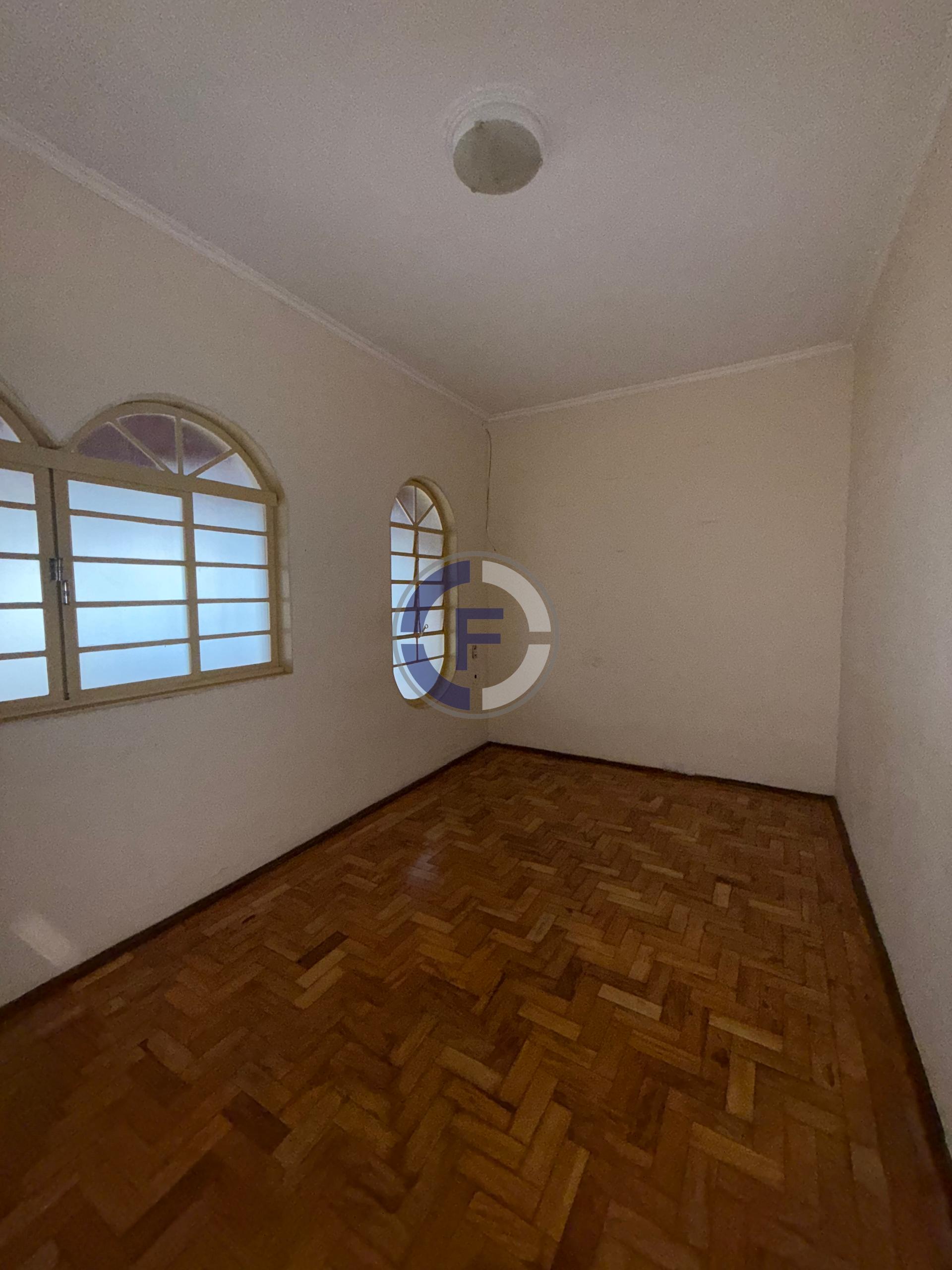 Casa com 4 dormitórios à venda, SAO SEBASTIAO DO PARAISO - MG