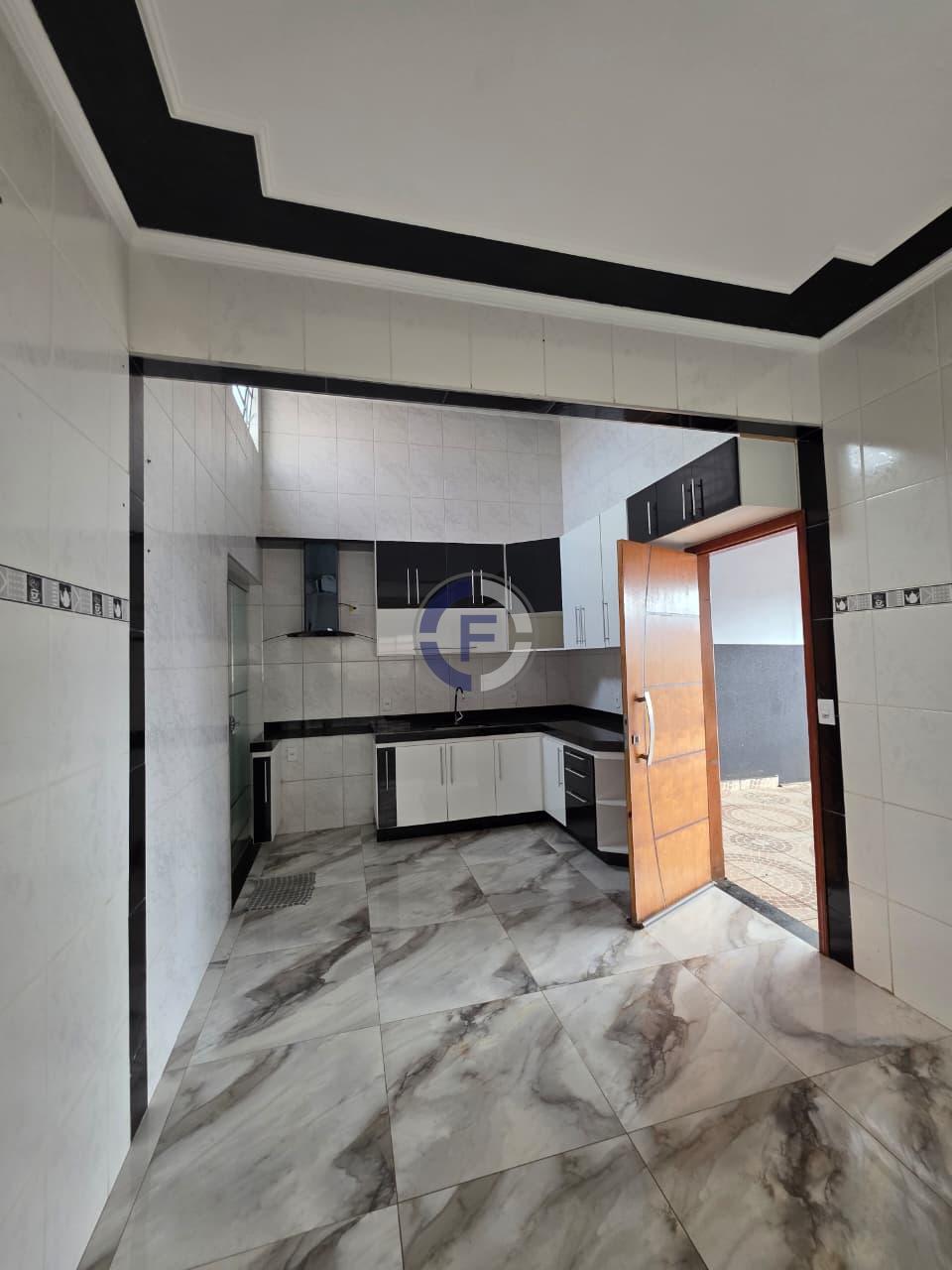 Casa à venda com 2 quartos e uma suíte no Vila Helena, SAO SEB...