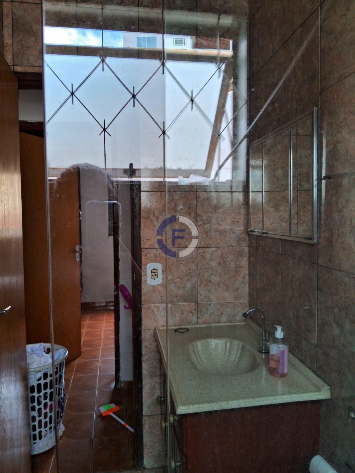 Casa, 4 quartos, 218 m² - Foto 9