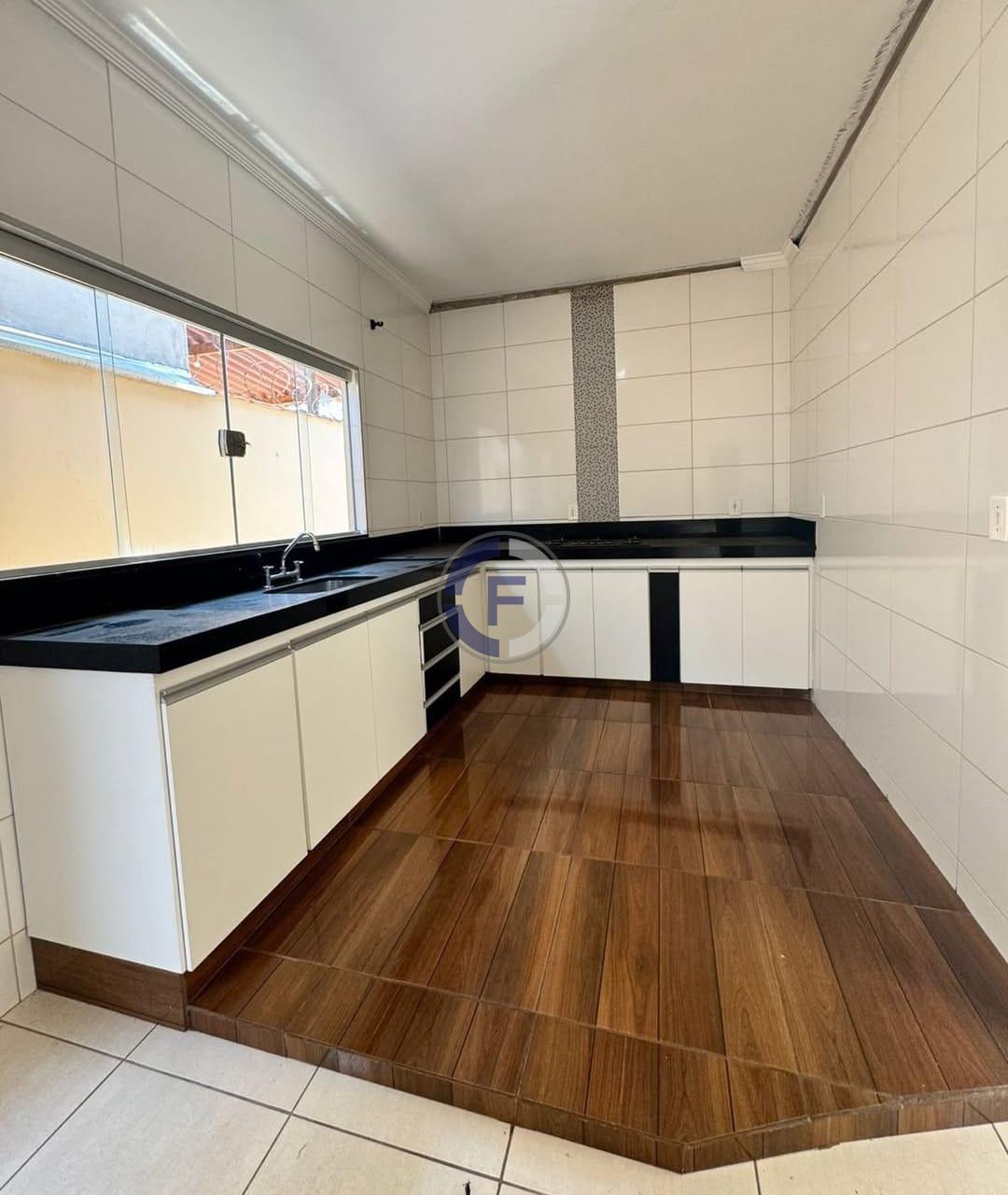 Casa à venda com 3 quartos - aceita financiamento BELVEDERE, S...