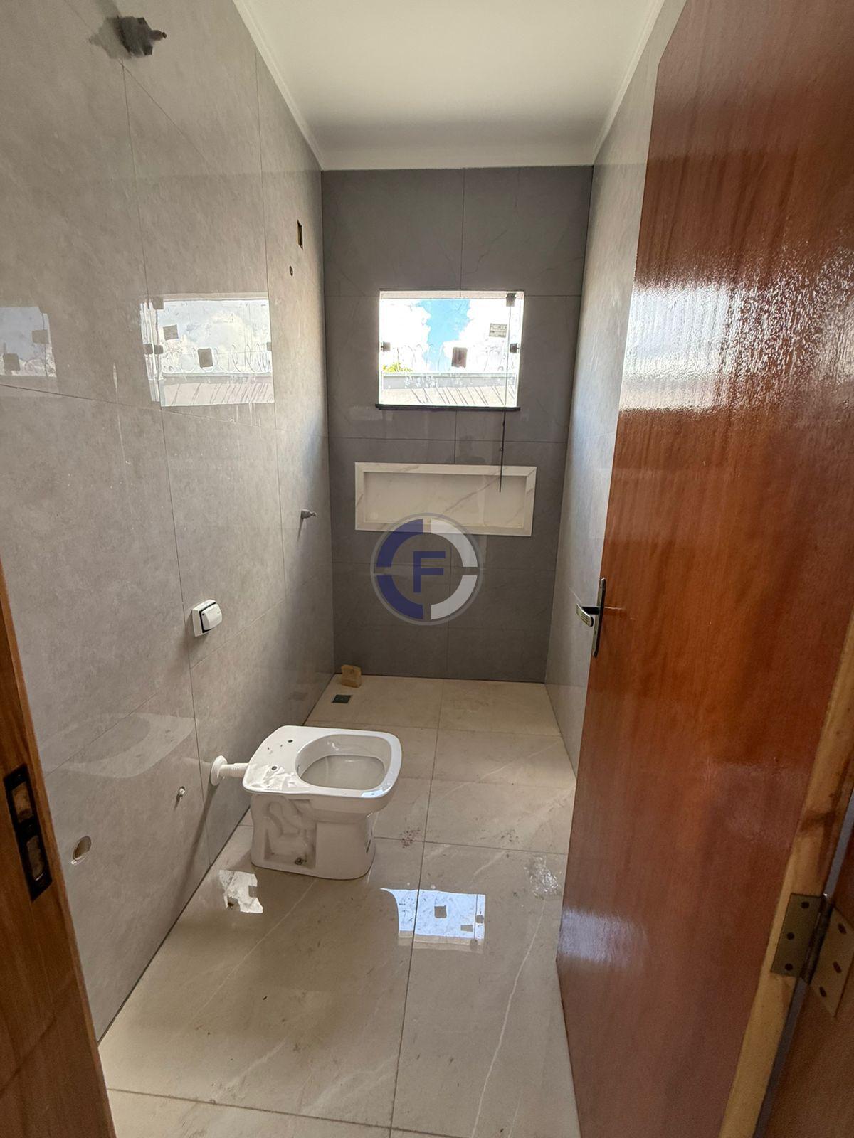 LINDA CASA LOCALIZADA NO BAIRRO VILLAGE-SAO SEBASTIAO DO PARAI...