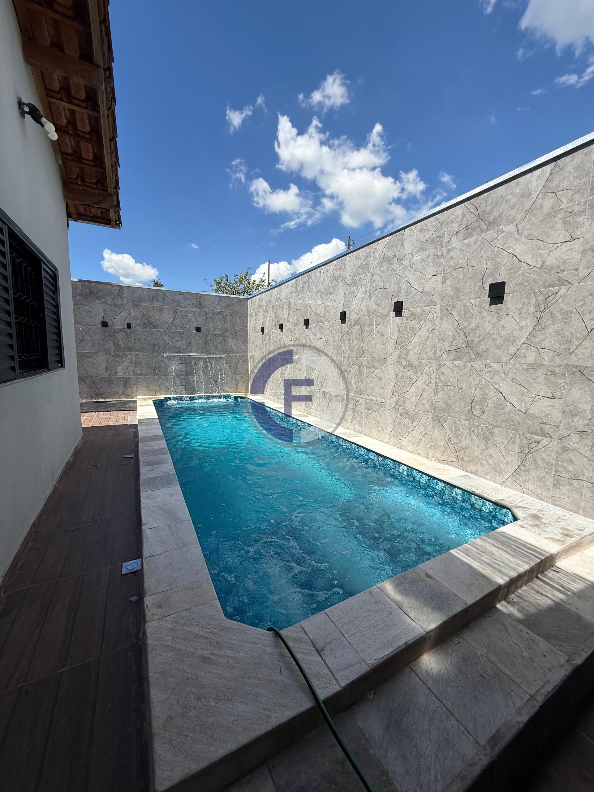 Casa com 2 dormitórios à venda, Village Paraiso, SAO SEBASTIAO...