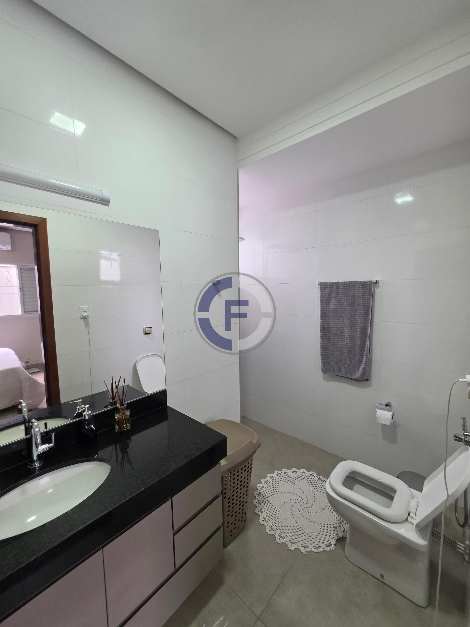 Casa, 3 quartos, 240 m² - Foto 7