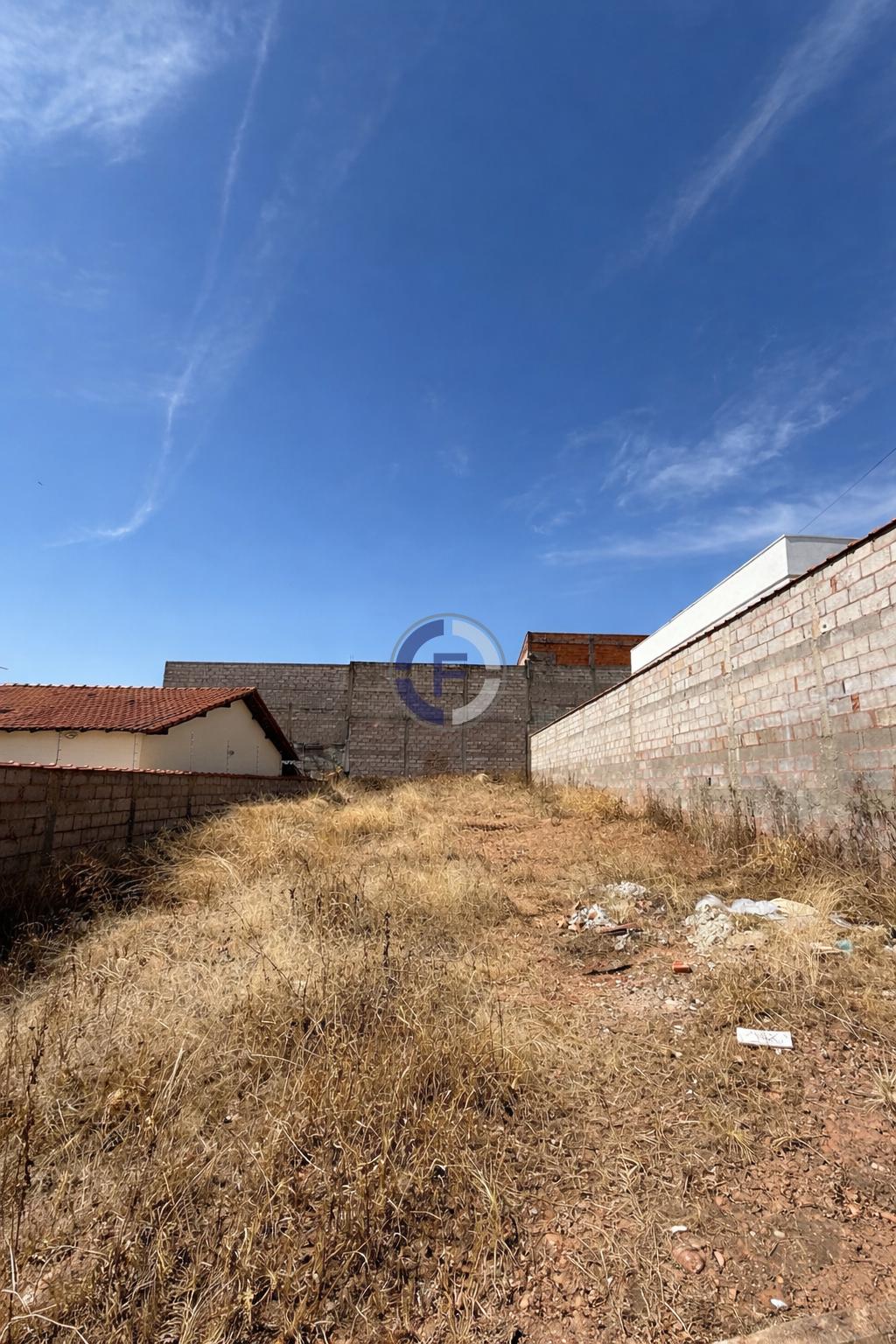 Terreno à venda, Jardim Daniela, SAO SEBASTIAO DO PARAISO - MG