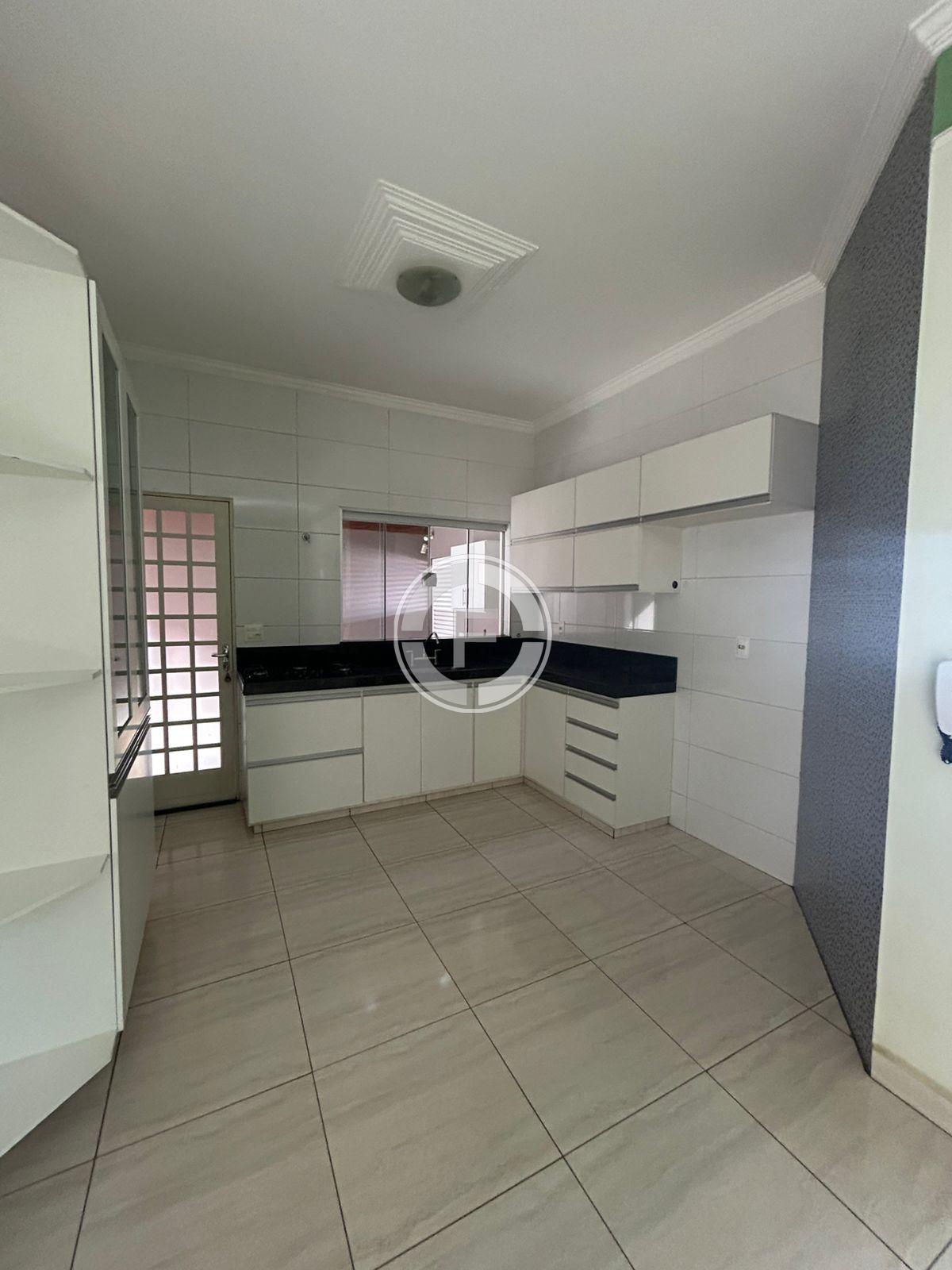 Casa, 2 quartos, 260 m² - Foto 14