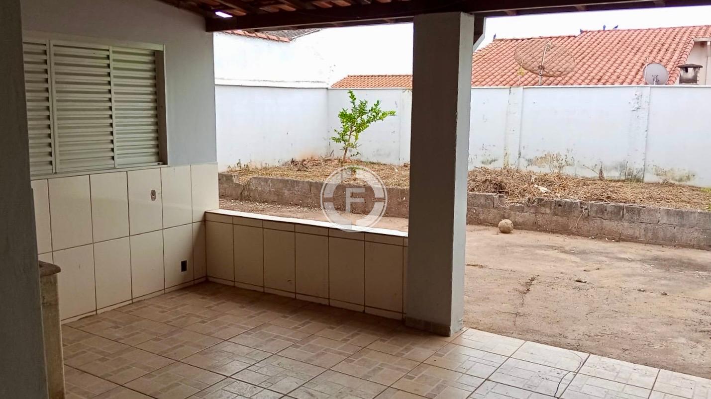 Casa com 3 dormitórios à venda, SAO SEBASTIAO DO PARAISO - MG