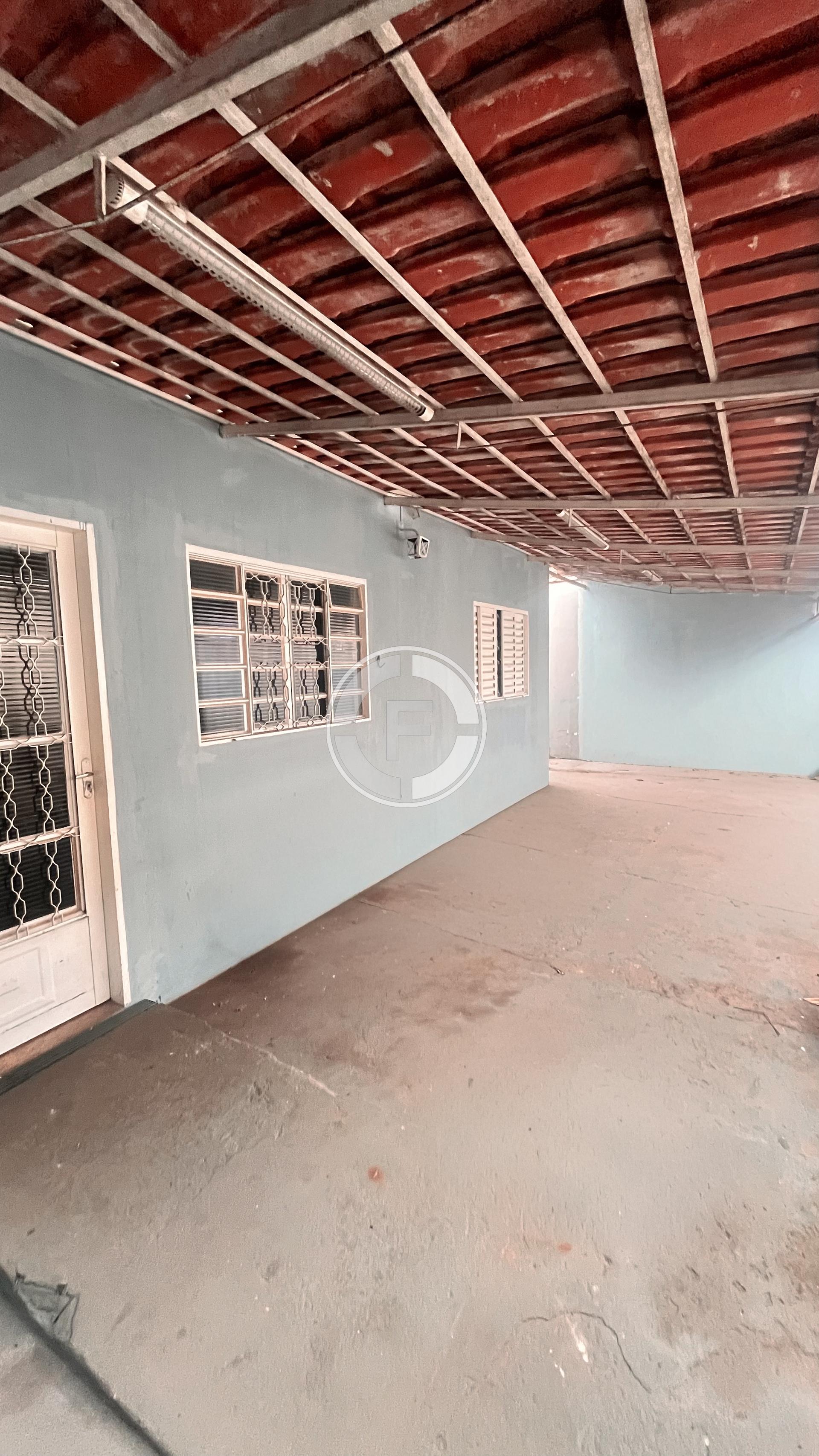 Casa com 3 dormitórios à venda, SAO SEBASTIAO DO PARAISO - MG