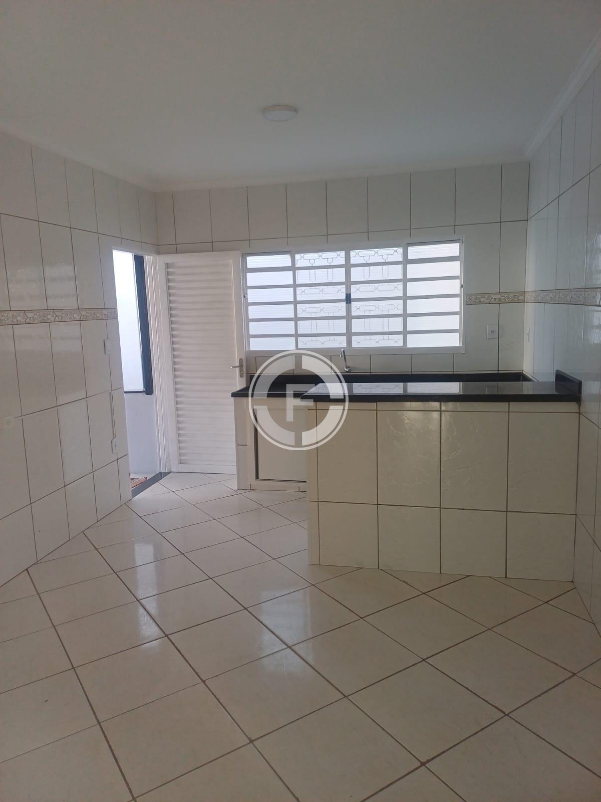 Casa, 2 quartos, 360 m² - Foto 2